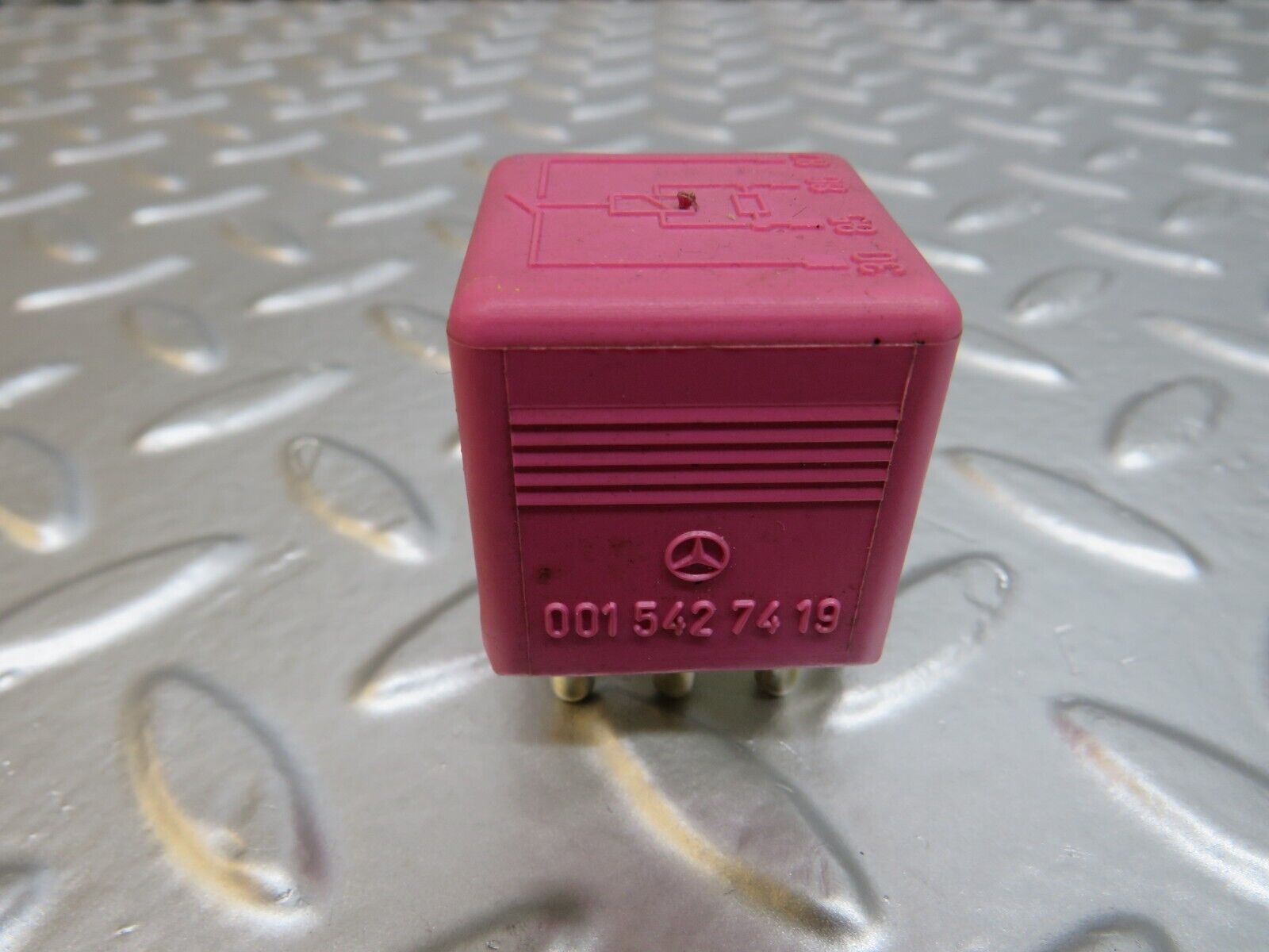 24679 Mercedes-Benz W140 S320 Multi Purpose Relay 0015427419
