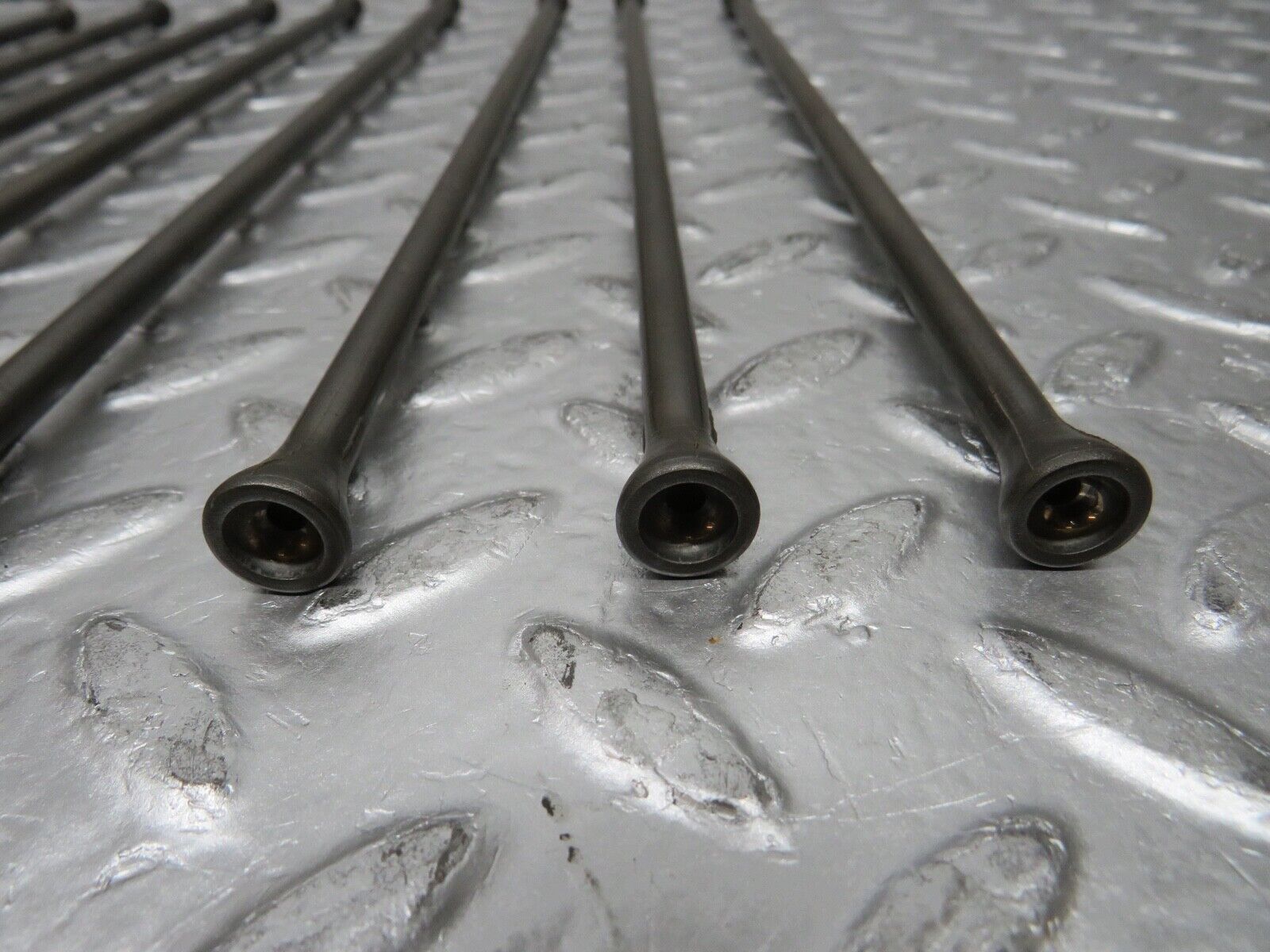 0355 Mercedes-Benz W120 180D Ponton Rocker Arm Push Rod