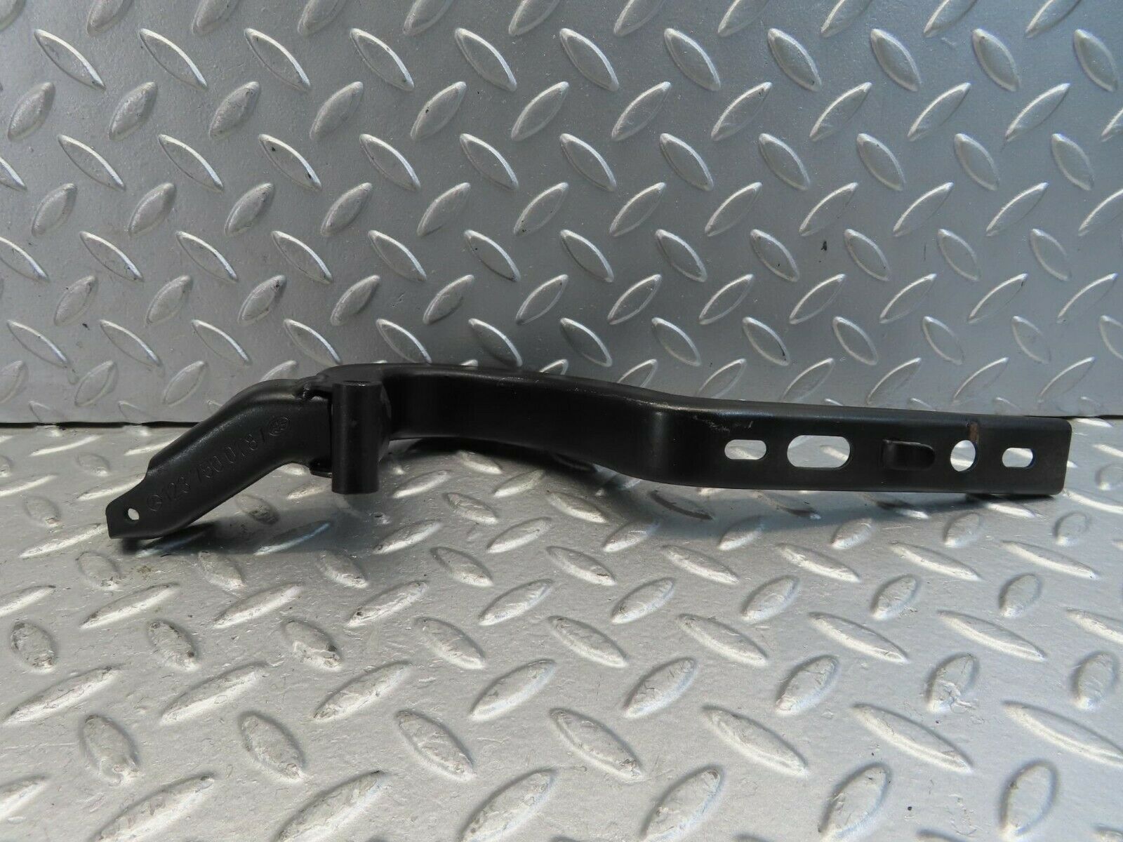 11464 Mercedes-Benz C123 230CE Coupe Trunk Lid Hinge Left Side 1237500187