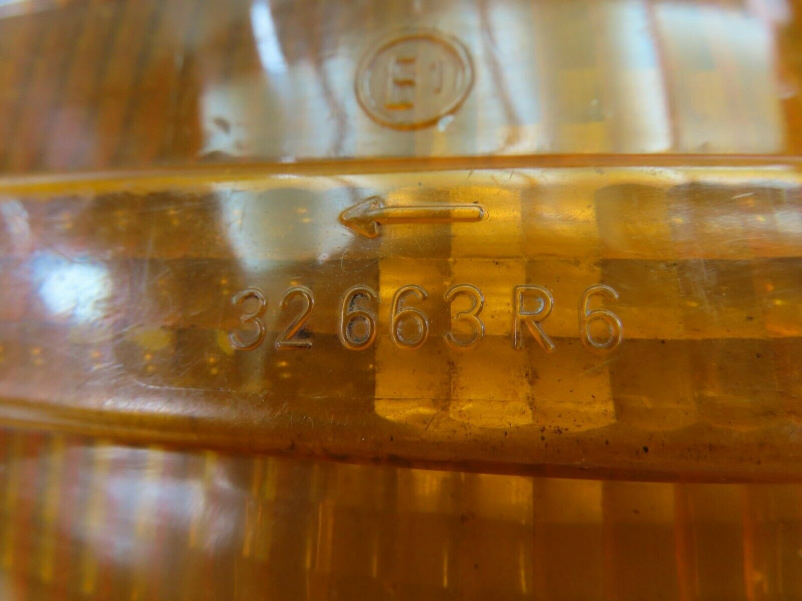 8059 Mercedes-Benz W116 Indicator Light Front Right 1305233002