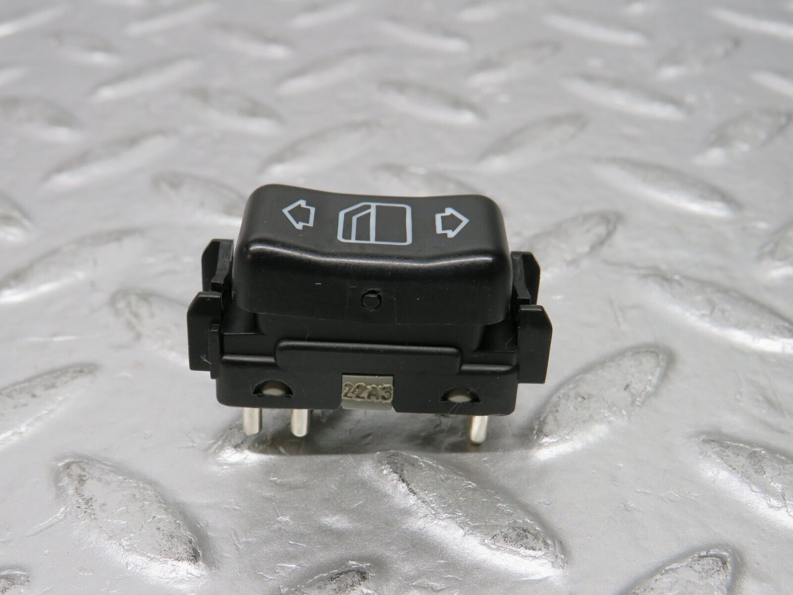 31382 Mercedes-Benz S124 220TE Electric Window Switch Right Side 1248209410