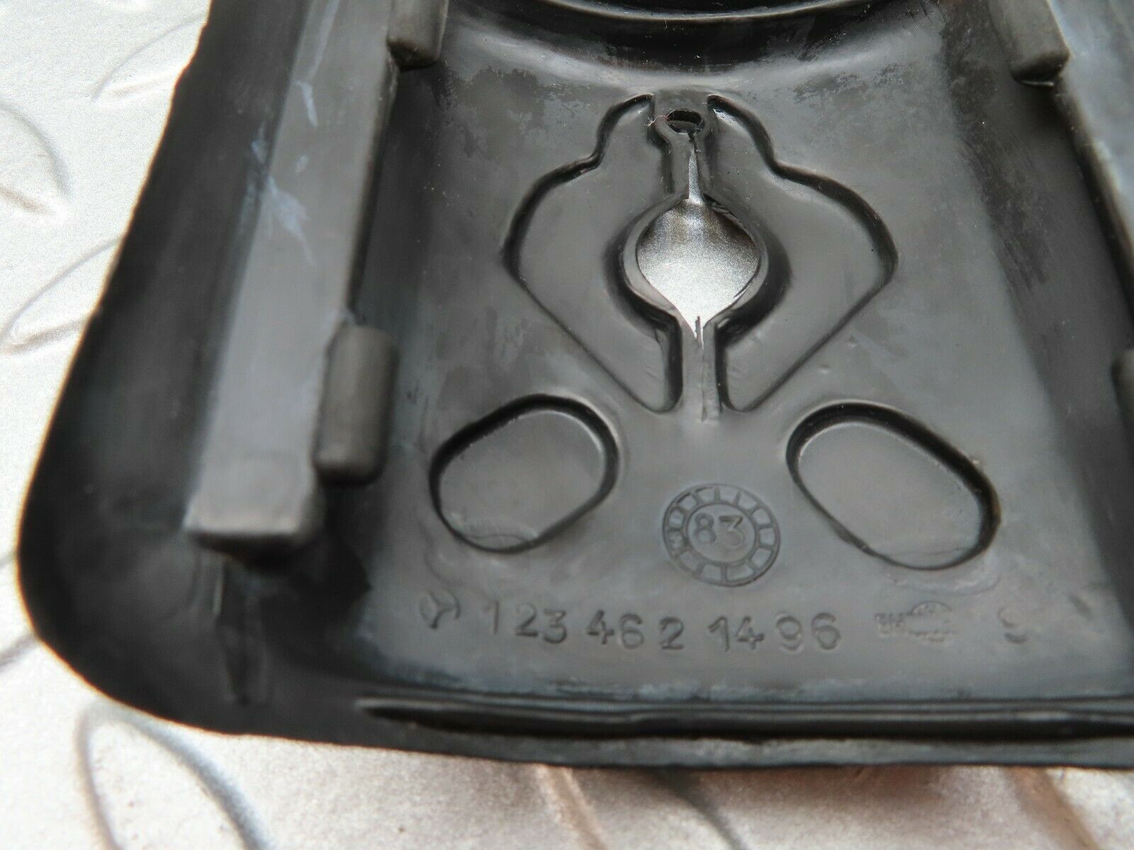 3772 Mercedes-Benz S123 200T Wagon Steering Column Switch Cover 1234621496