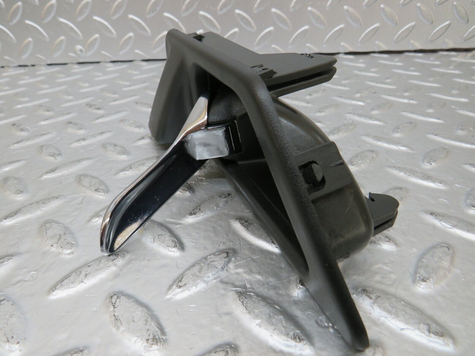 25909 Mercedes-Benz W124 280E Interior Door Handle Front Left 1247600161