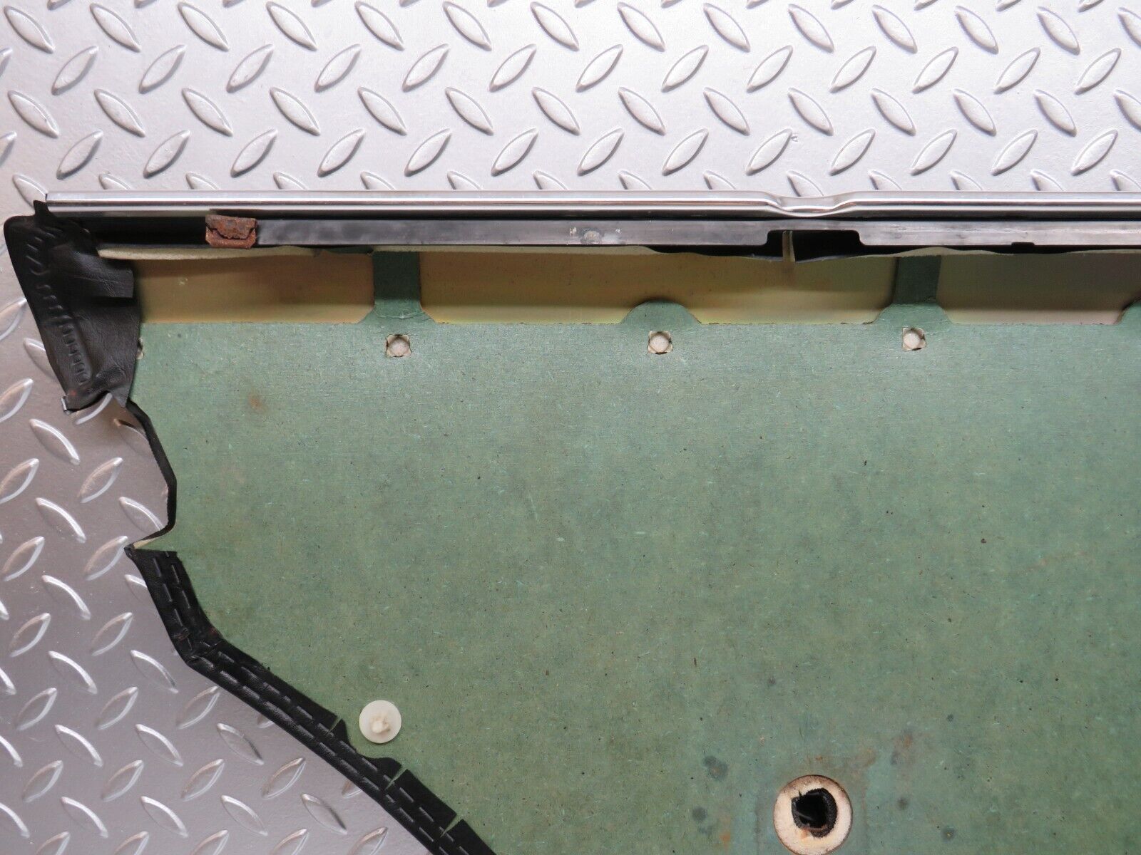 28025 Mercedes-Benz W123 280E Rear Right Door Card Black