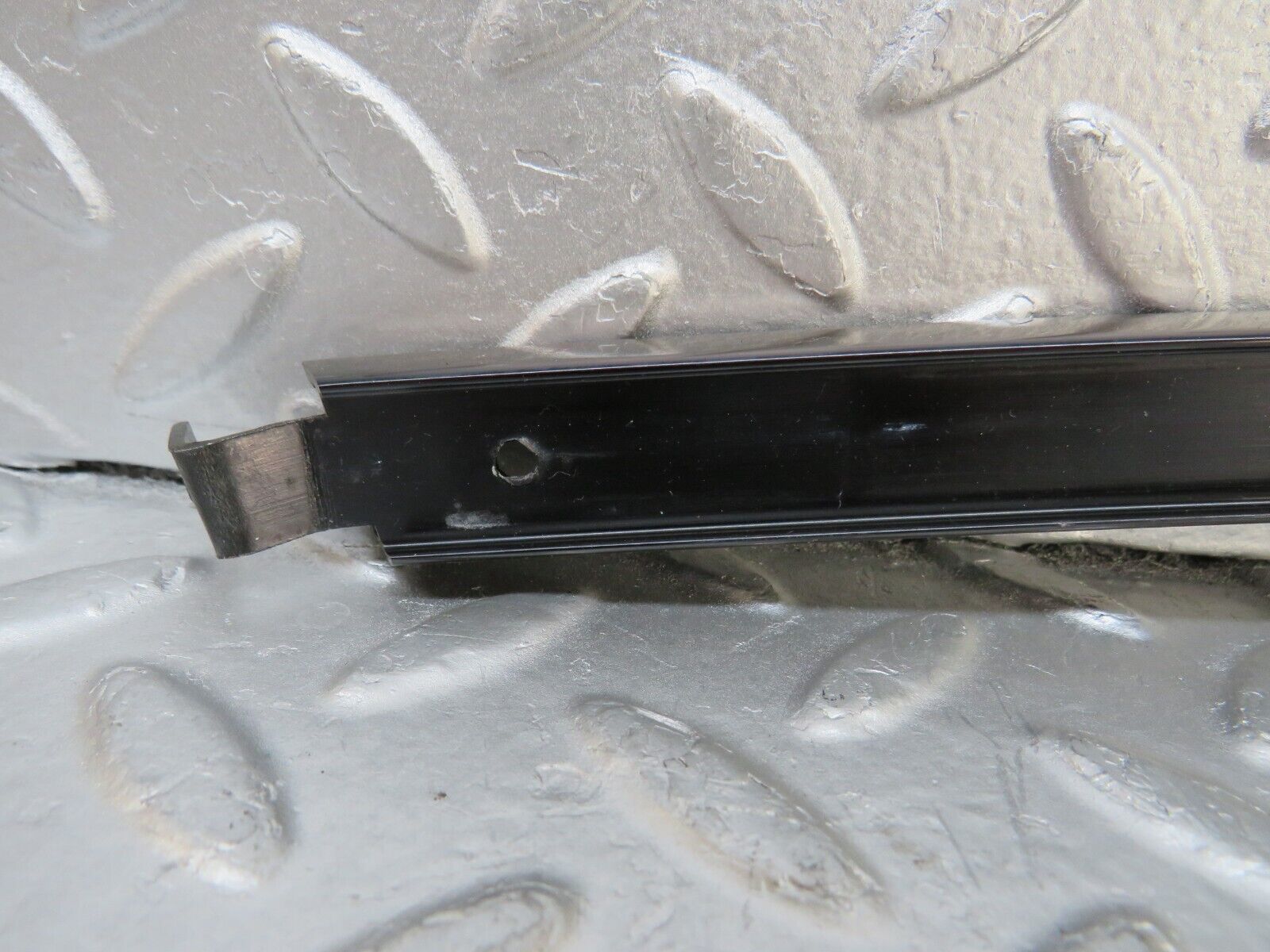 35004 Mercedes-Benz W210 320E Rear Right Door Window Channel