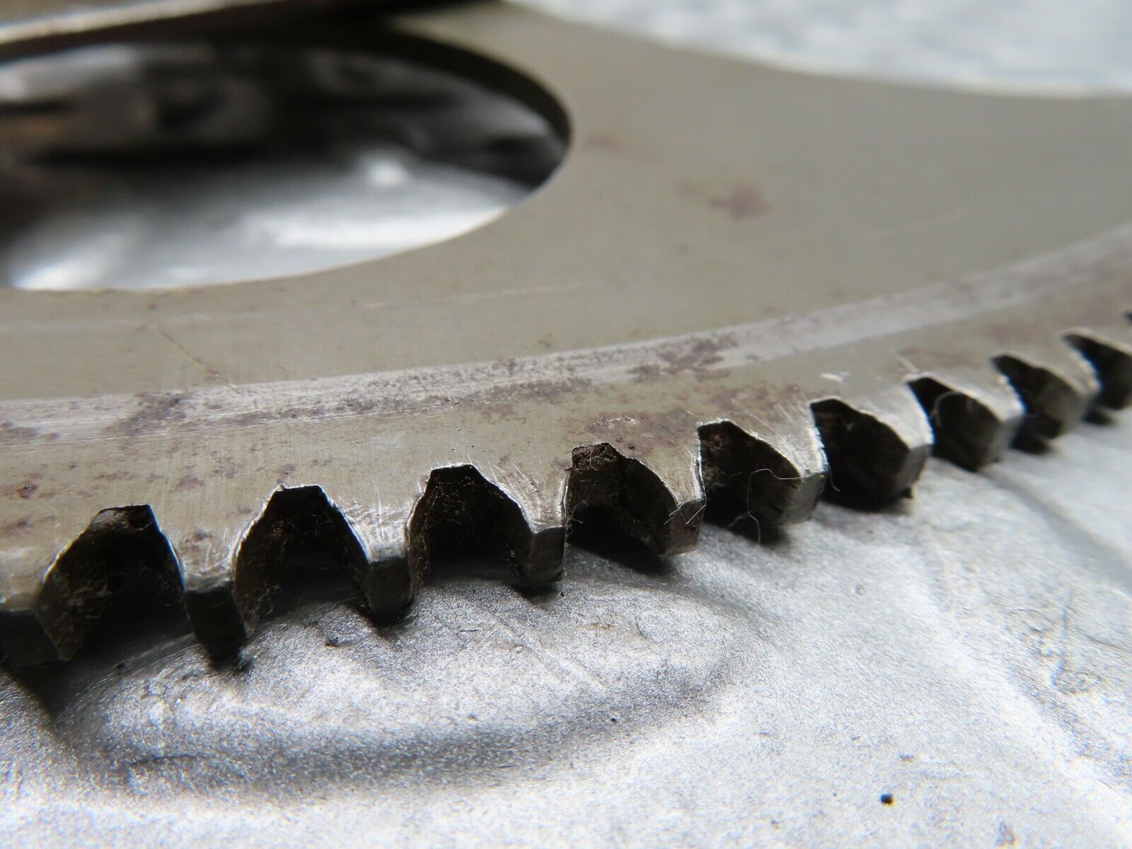 20333 Mercedes-Benz W114 280CE Coupe Front Left Manual Window Regulator