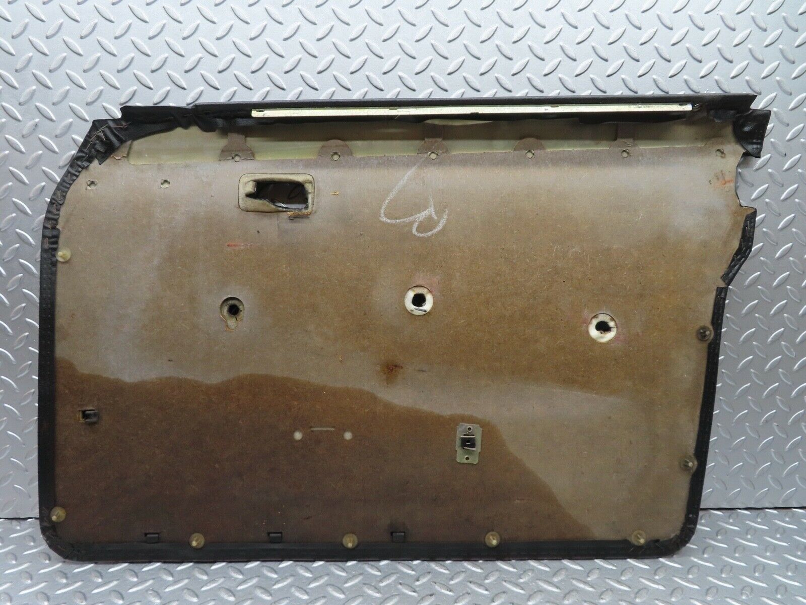 19030 Mercedes-Benz W123 300D Front Left Door Card Black