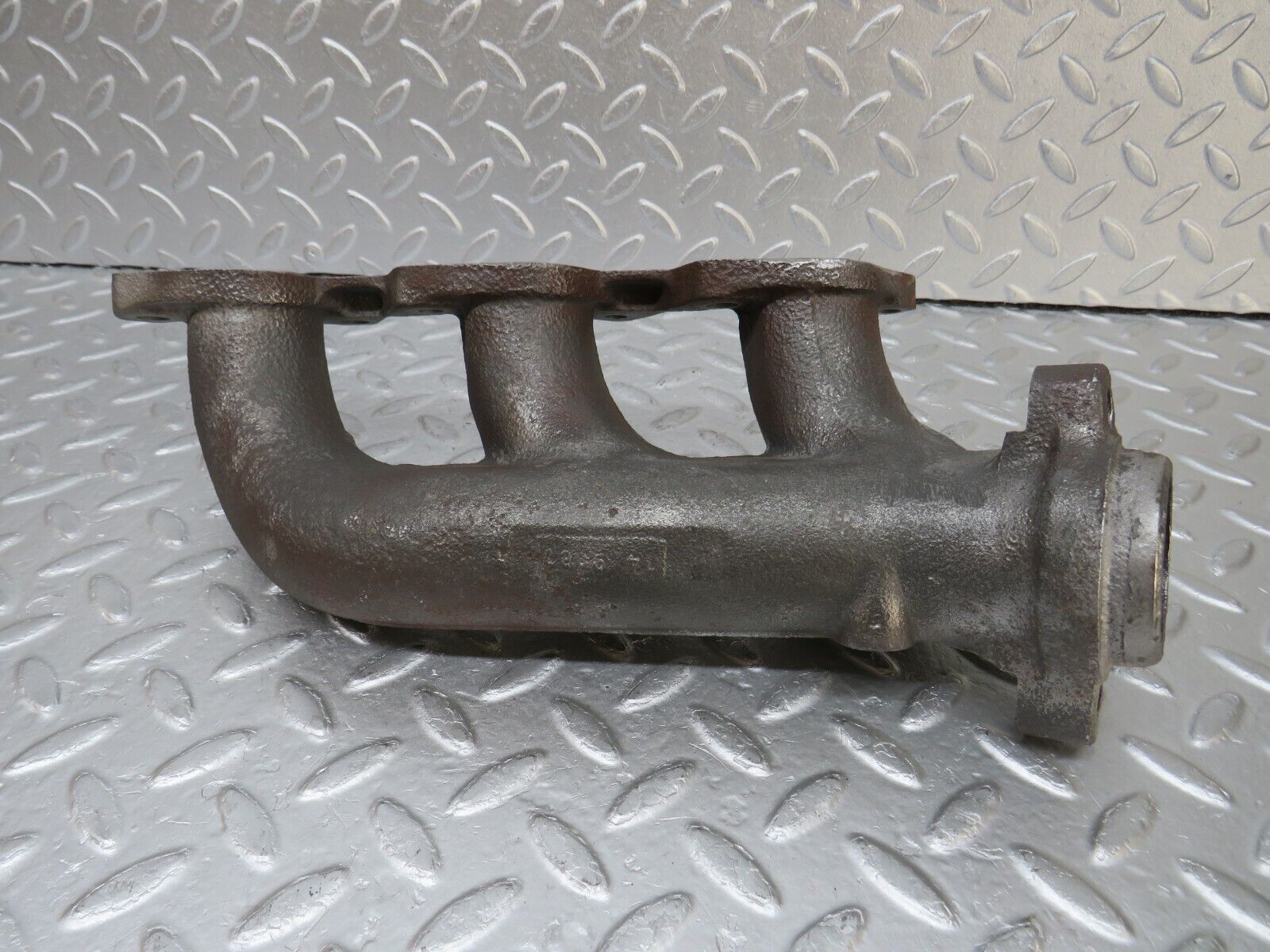 34689 Mercedes-Benz W124 260E Exhaust Manifold 1-3 Cylinder 1031421602