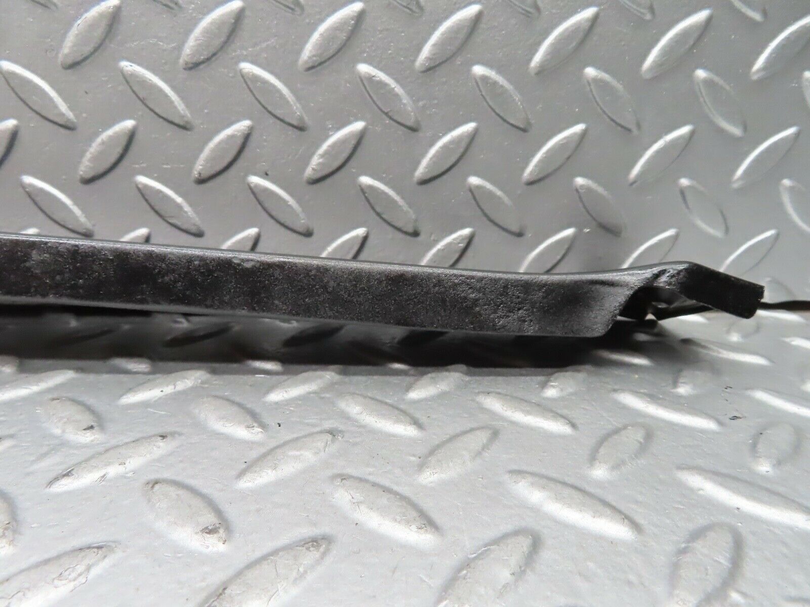 21681 Mercedes-Benz W126 300SE Right Headlight Lower Trim