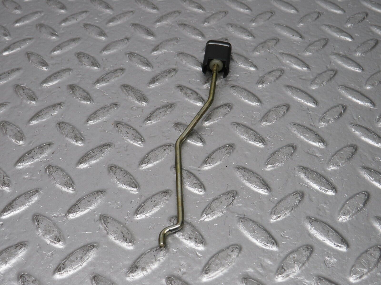 32283 Mercedes-Benz W220 S430 Front Left Door Lock Knob Handle