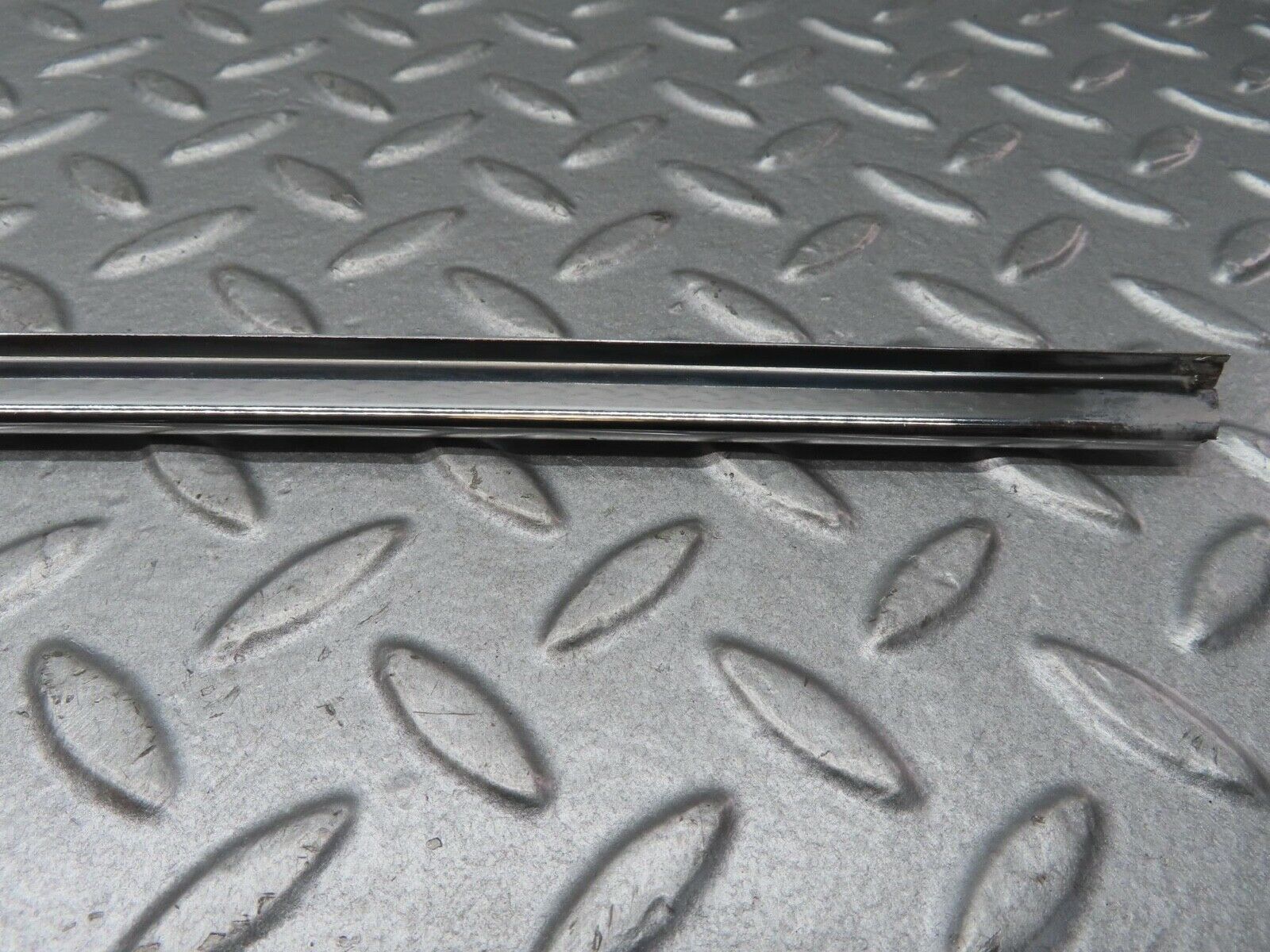 13192 Mercedes-Benz W111 220S Rear Right Door Window Chrome Frame