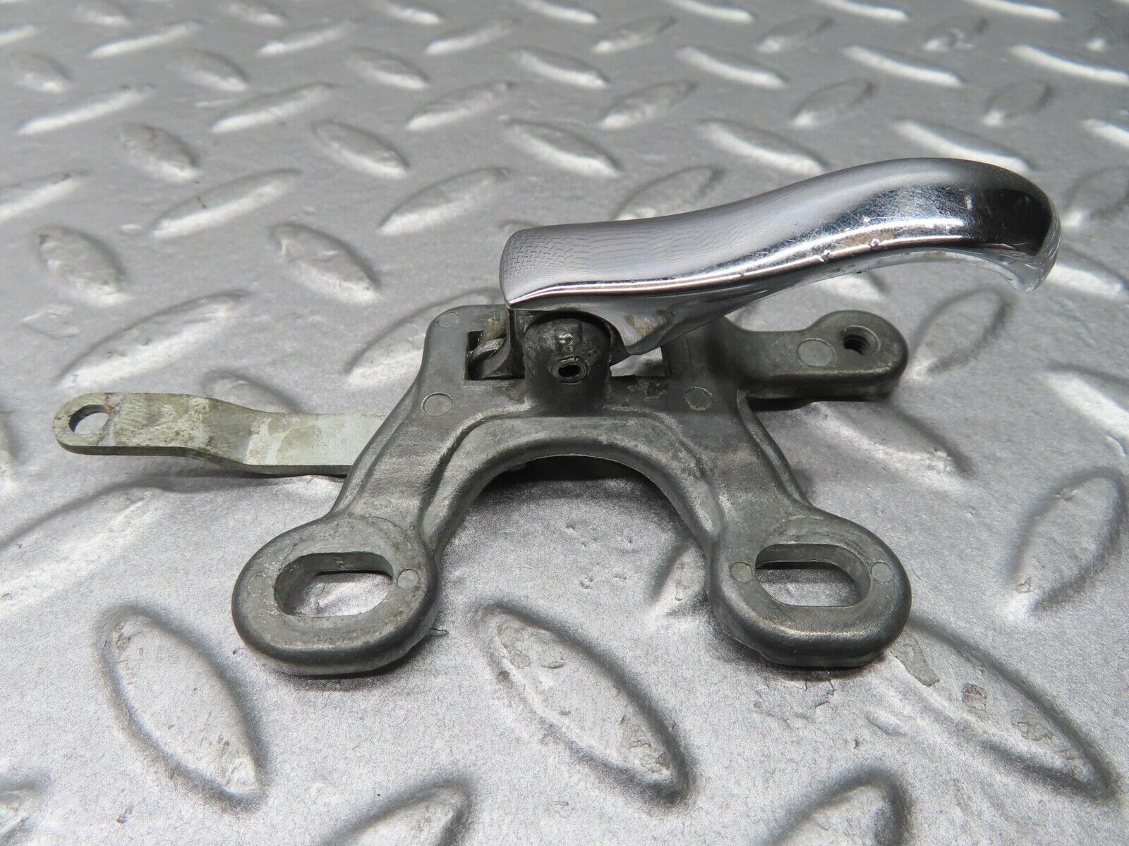 13047 Mercedes-Benz W111 220S Left Interior Door Handle 1107660319