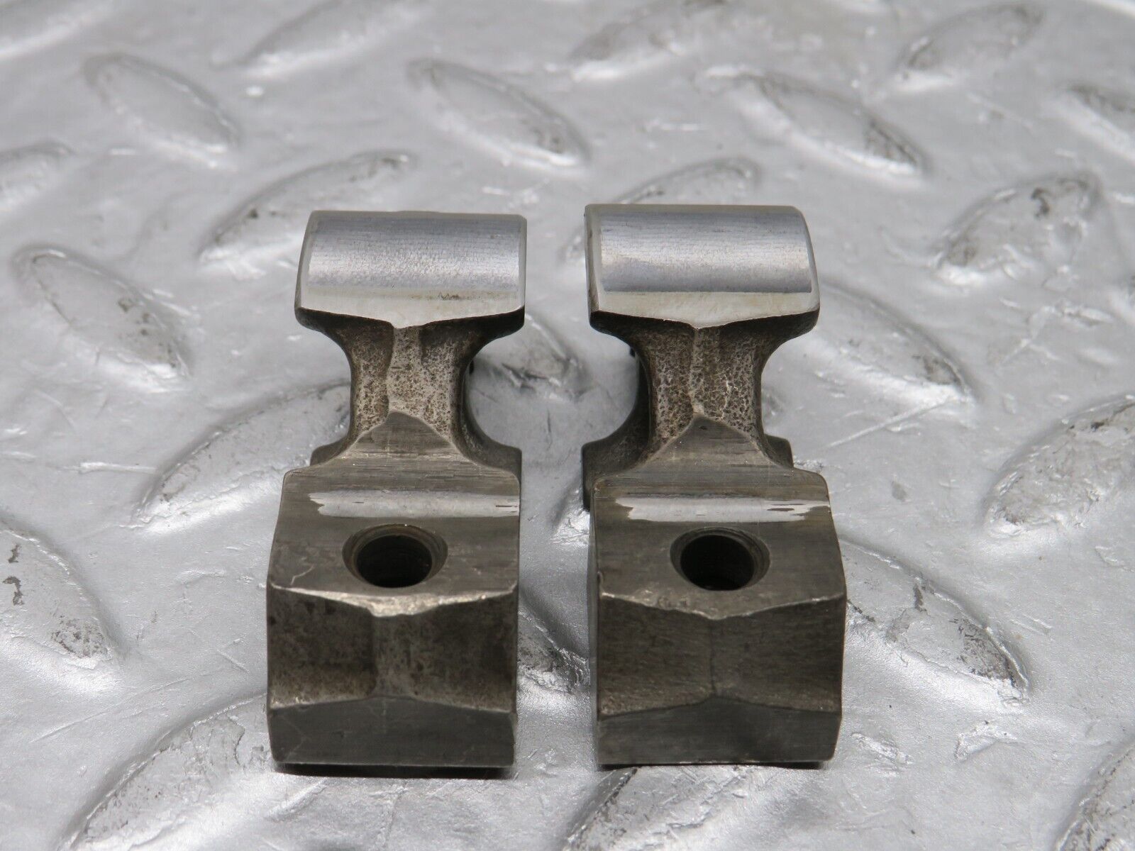 37621 Mercedes-Benz W109 300SEL Valve Rocker Arm With Spring & Tappet