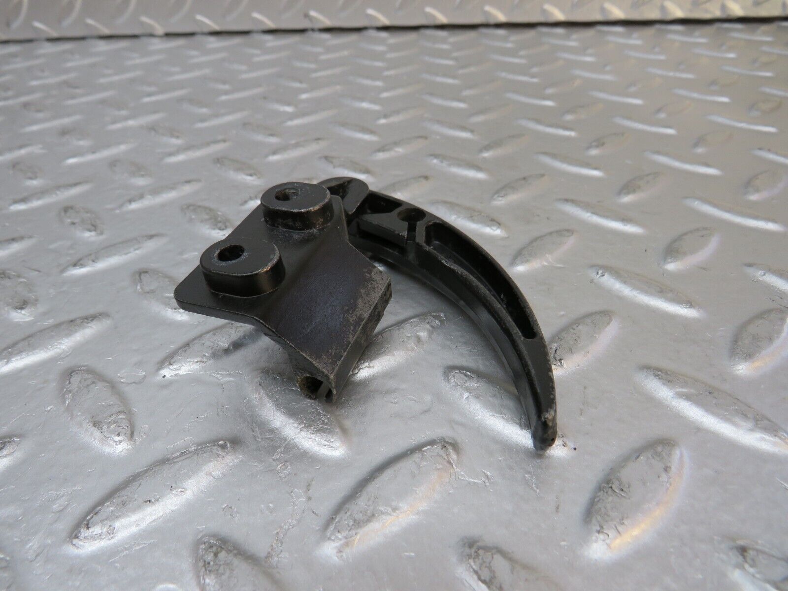 29832 Mercedes-Benz W123 230E Hood Opener Bonnet Opener Release