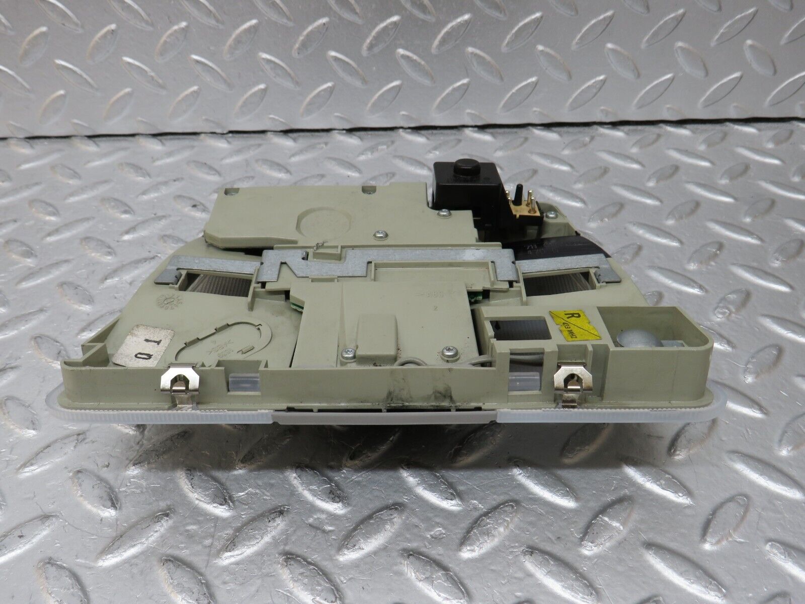 34777 Mercedes-Benz W210 320E Interior Dome Light Hella 148564 1408300008