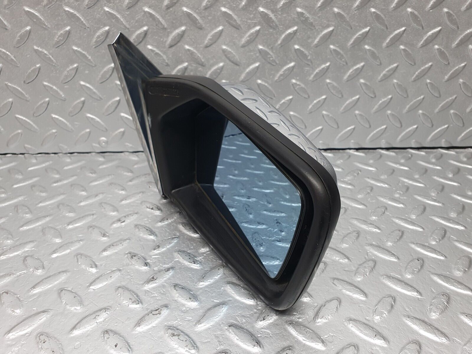 40759 Mercedes-Benz W123 300D Chrome Wing Mirror Right Side 1238110461