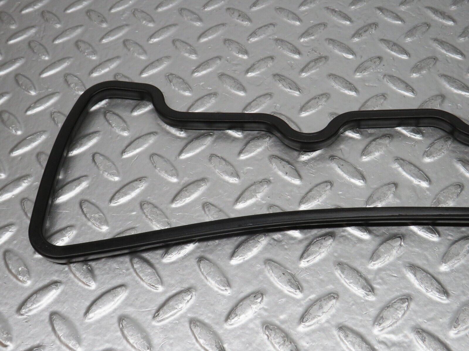 0107 Mercedes-Benz W116 350SE Valve Cover Gasket 1160161421