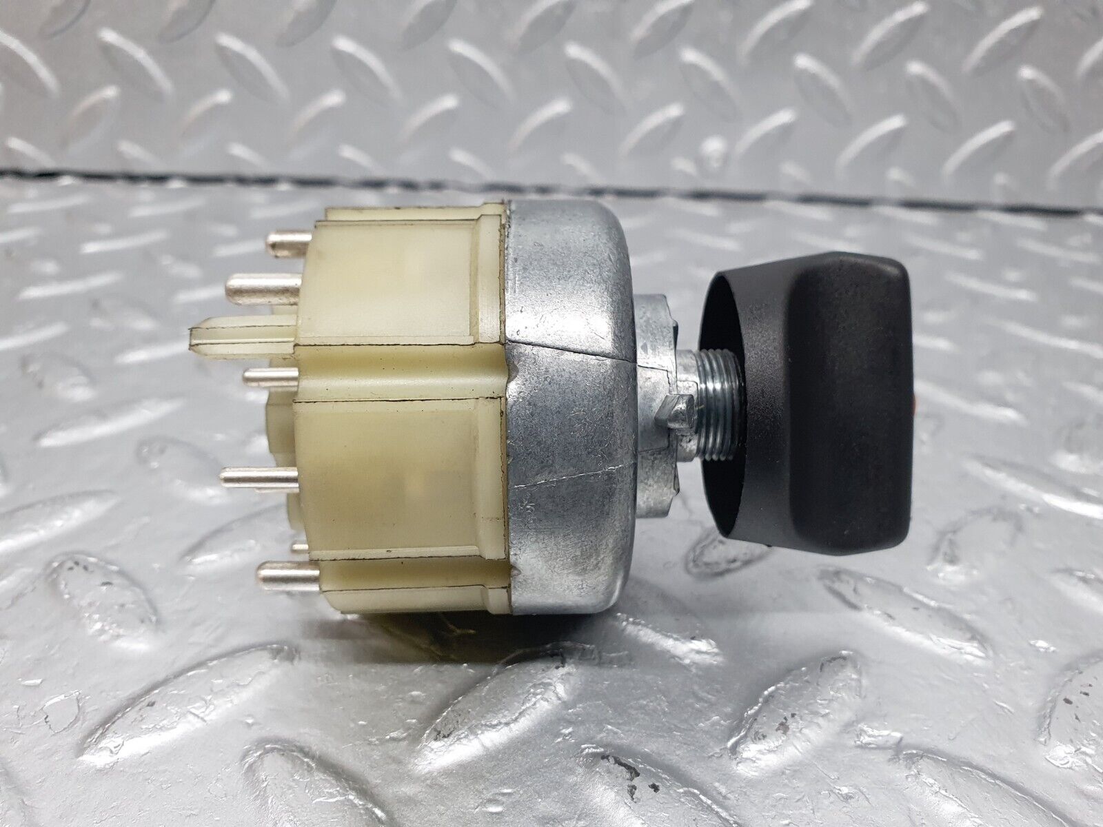 40918 Mercedes-Benz W126 300SE Headlight Switch 0005455404