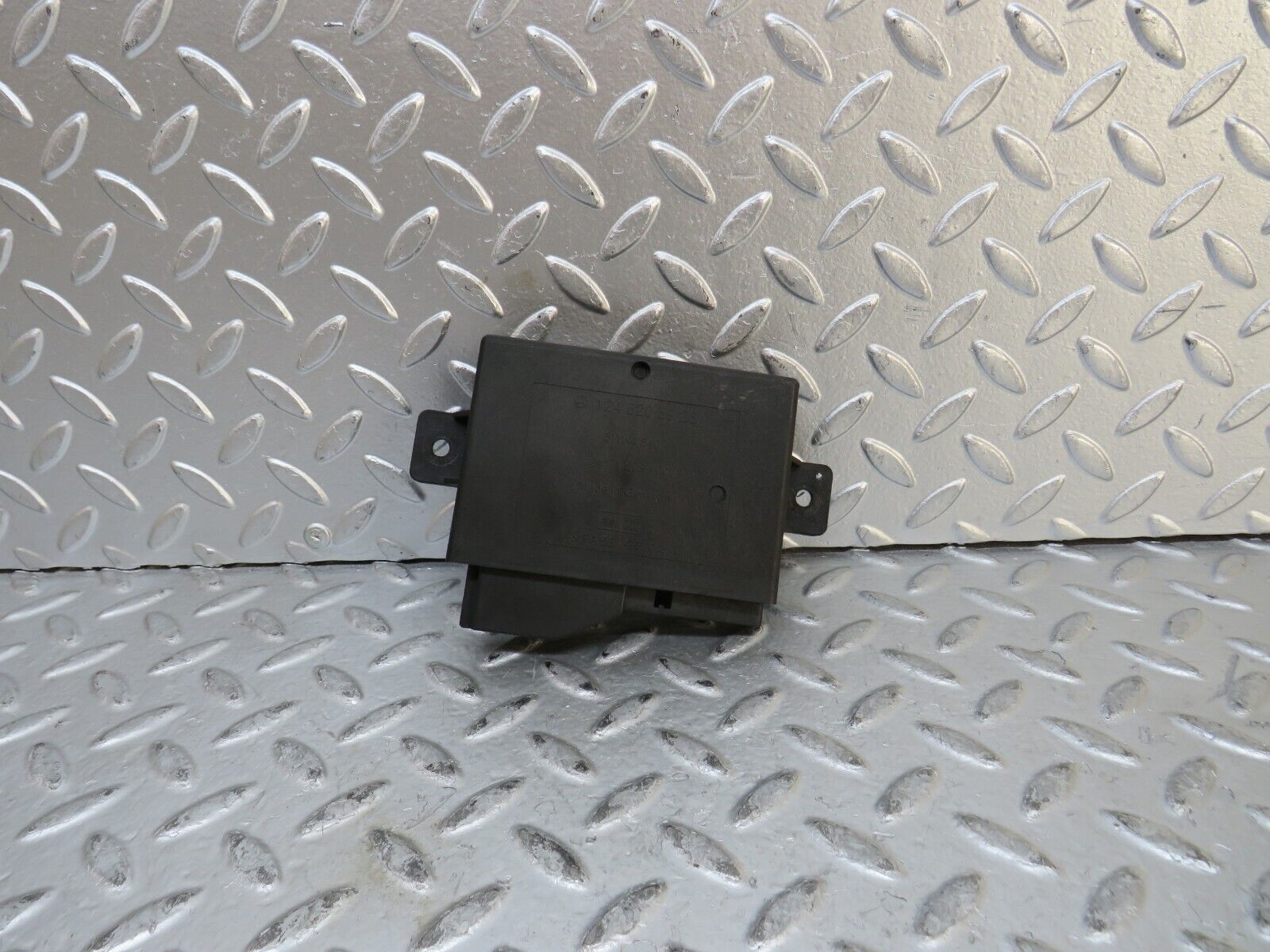 27544 Mercedes-Benz S124 300TE Wagon Central Lock Control Unit 1248205926