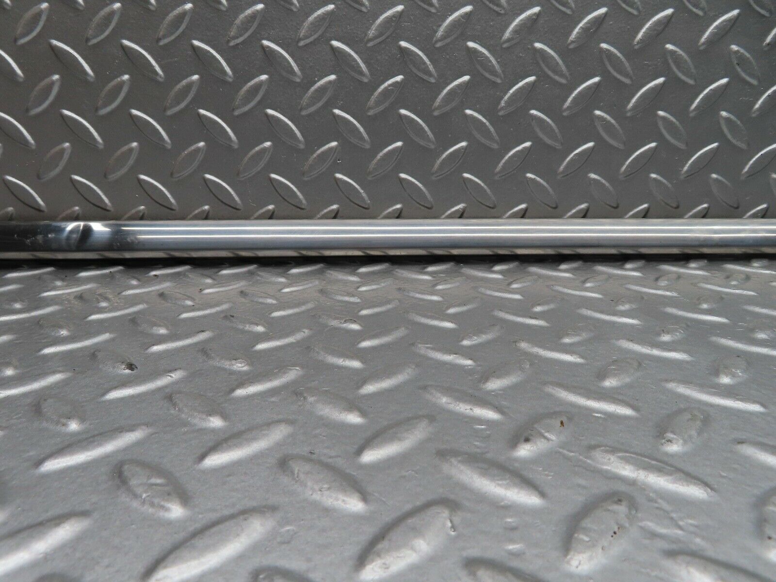 20466 Mercedes-Benz W114 280CE Coupe Left Skirt Chrome Trim Strip