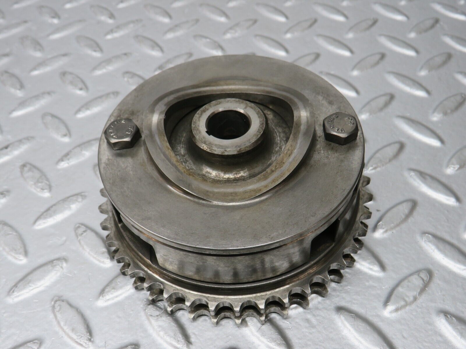 32913 Mercedes-Benz W123 300D Injection Pump Gear Sprocket
