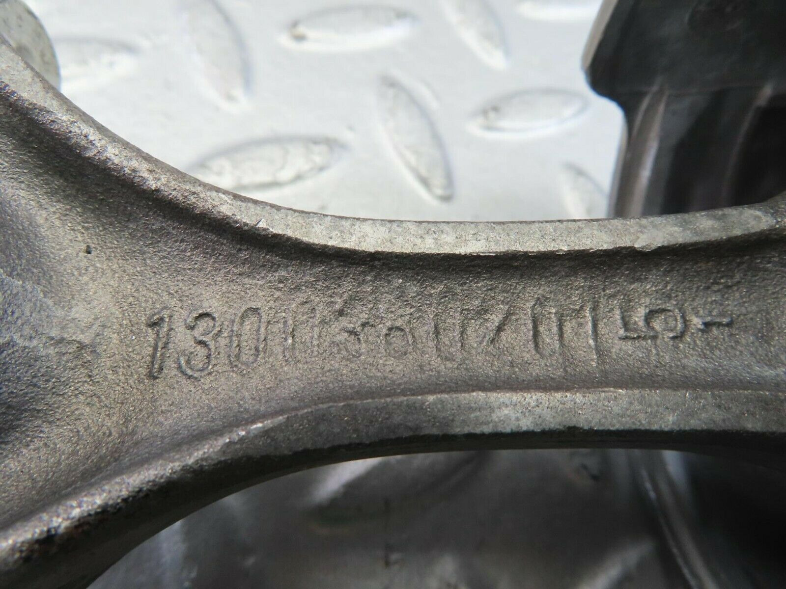 10164 Mercedes-Benz W108 Piston With Connecting Rod 86.49 mm 1300380201