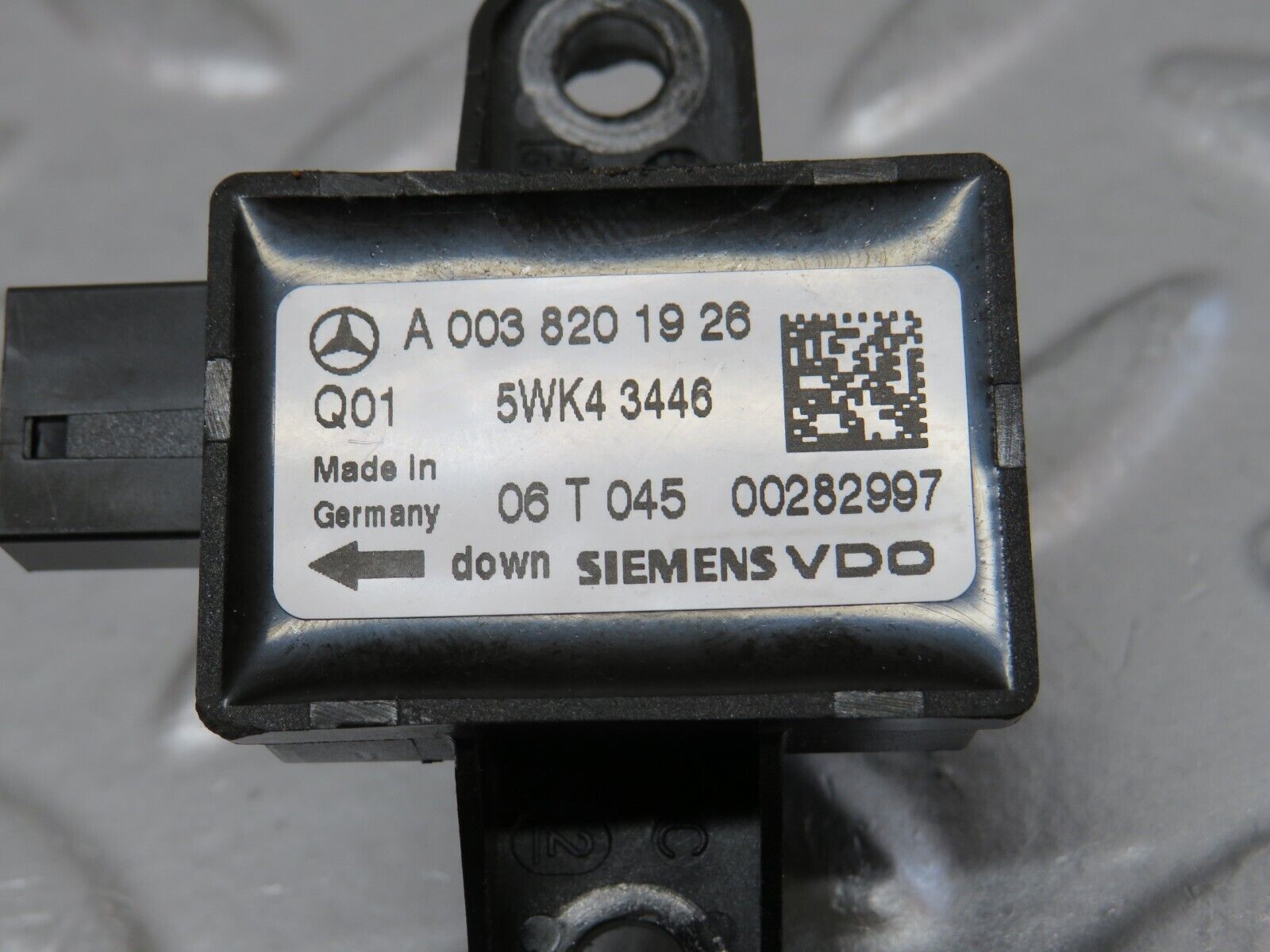 35126 Mercedes-Benz W221 Door Airbag Crash Sensor 0038201926