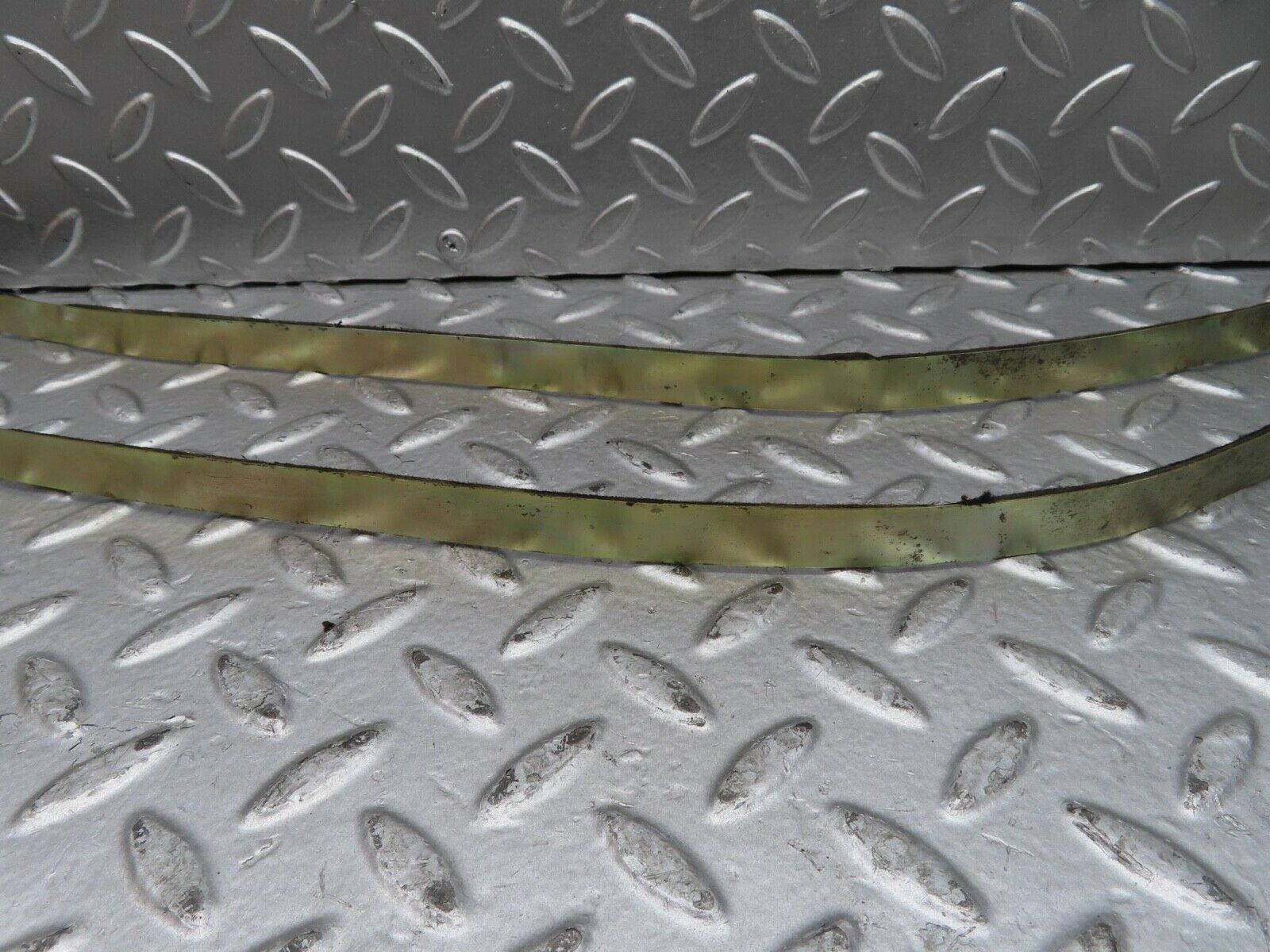 15378 Mercedes-Benz W123 230E Heater Box Holder Strap