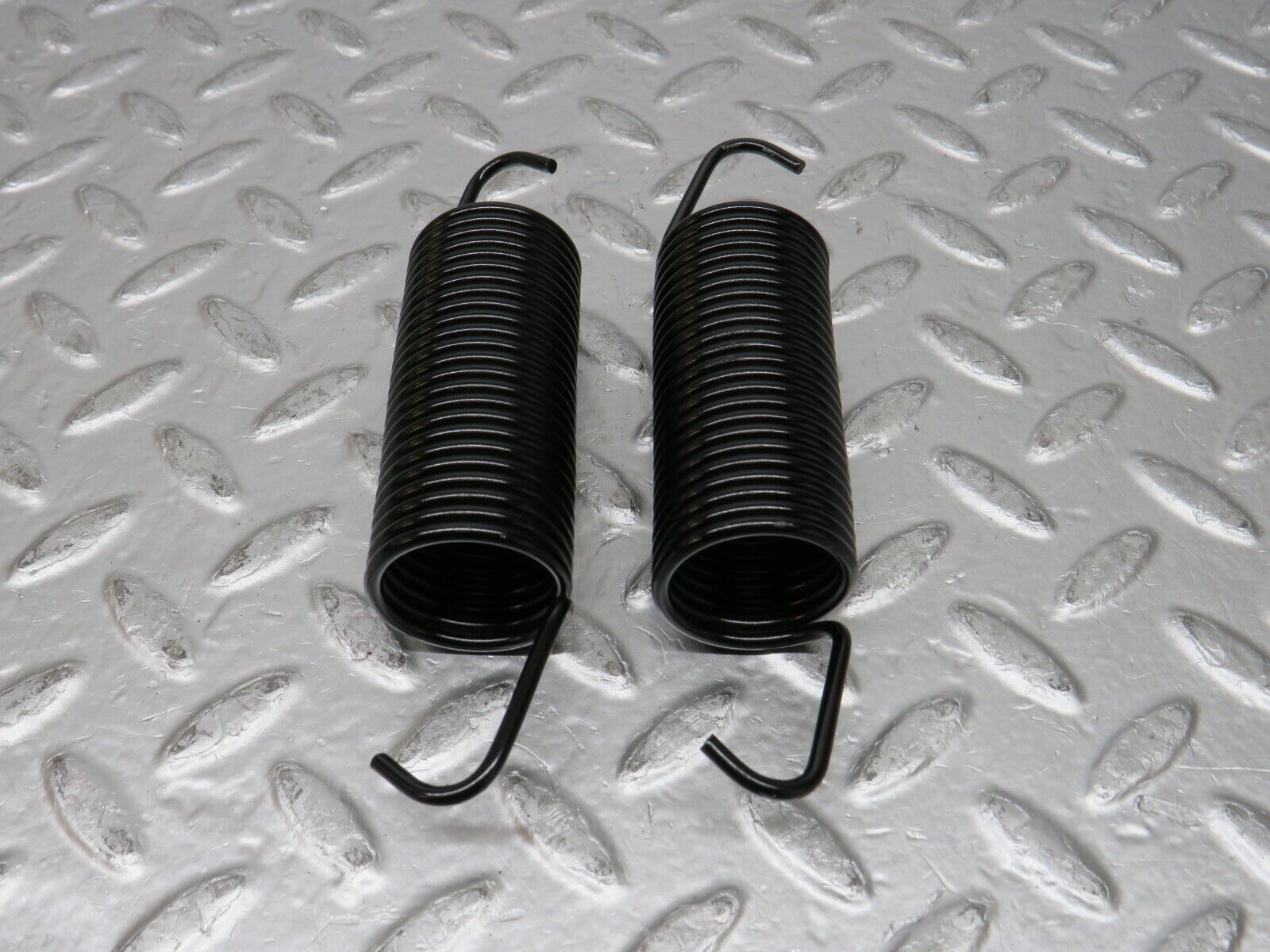 31730 Mercedes-Benz W201 190LE 1.8L Trunk Lid Hinge Spring