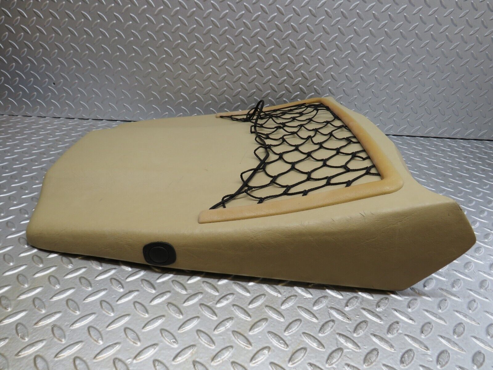 37069 Mercedes-Benz C126 420SEC Coupe Front Left Seat Rear Cover Beige