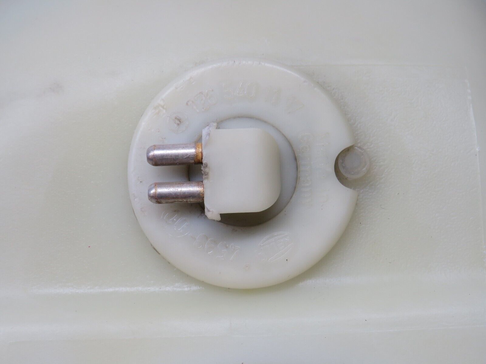 32561 Mercedes-Benz S124 300TE Wagon Windscreen Washer Fluid Tank 1248690520