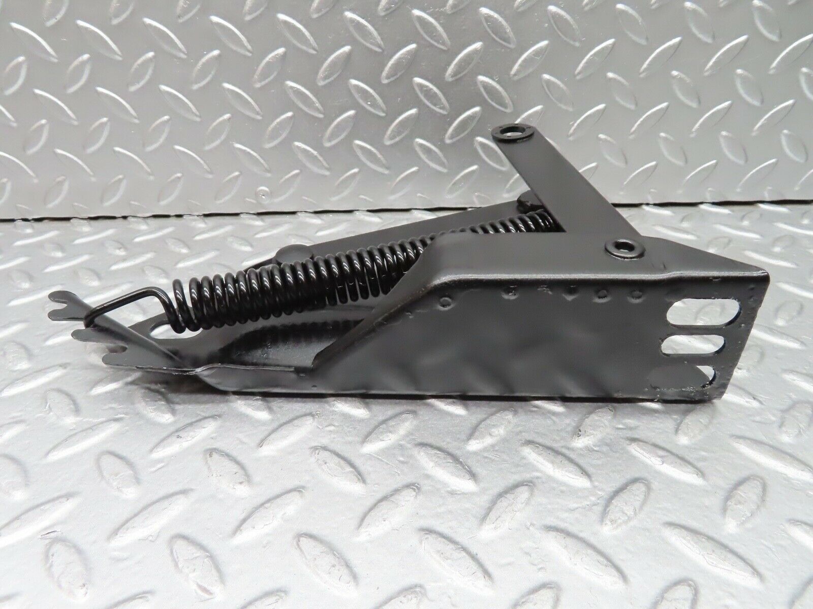 19815 Mercedes-Benz W121 190b Ponton Bonnet Hinge Right Side