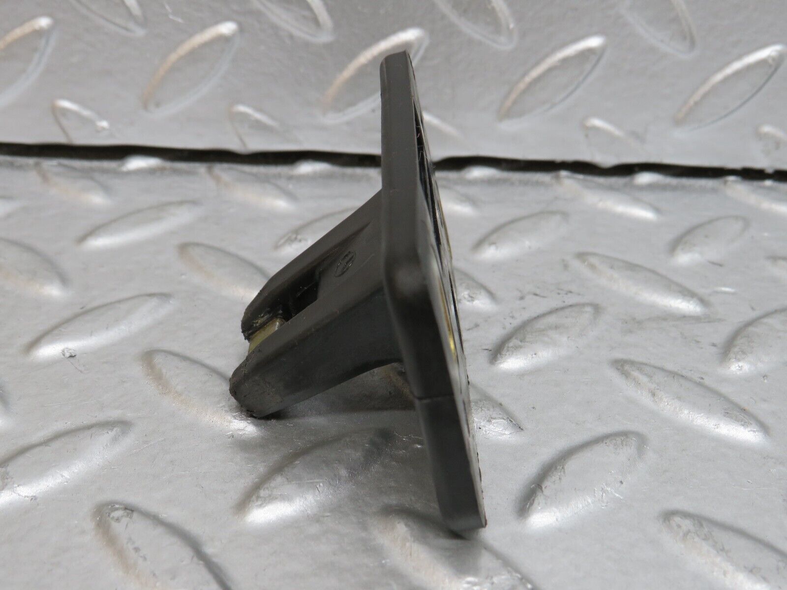 29479 Mercedes-Benz W124 230E Trunk Lock Latch