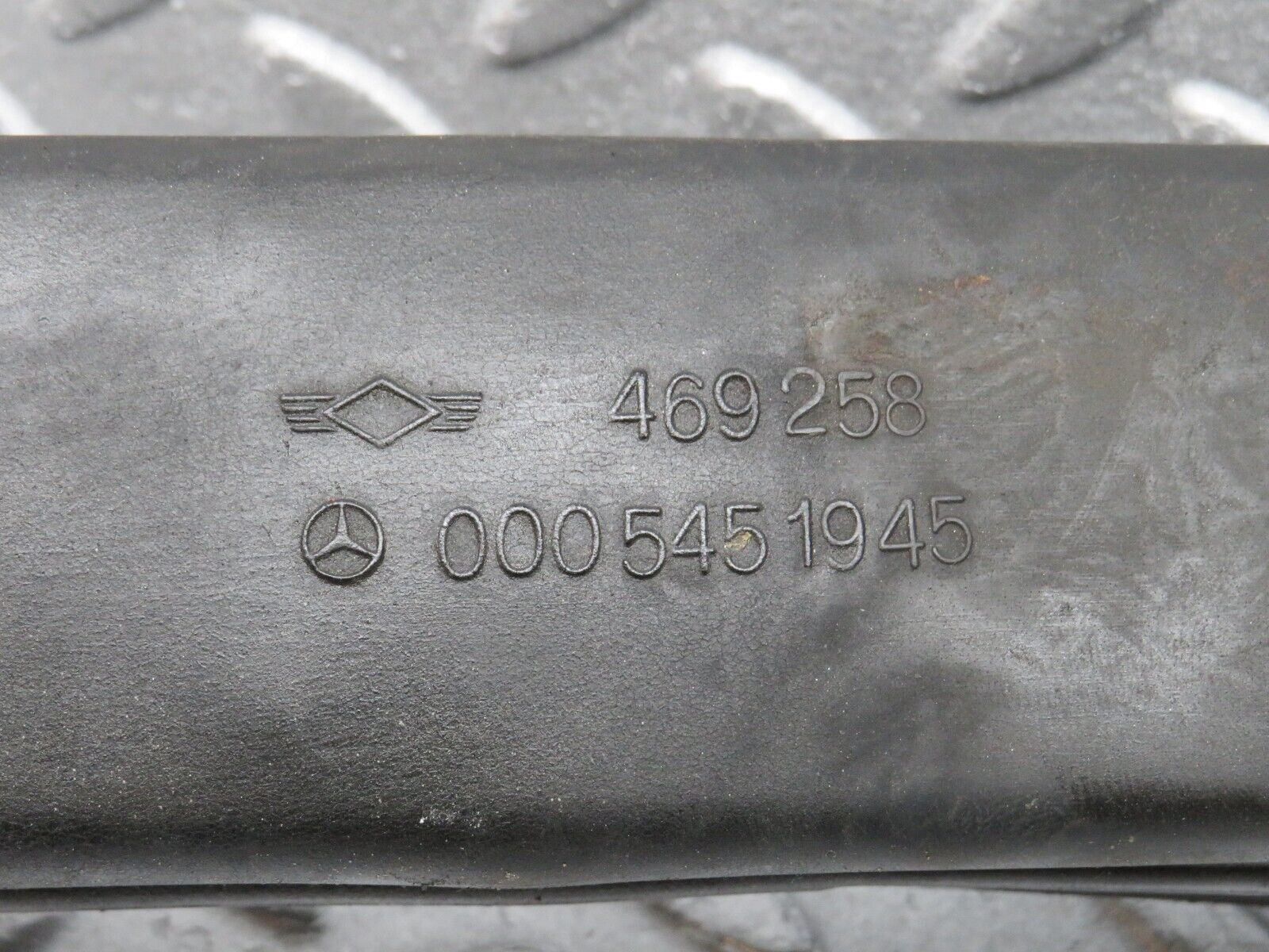 37576 Mercedes-Benz W109 300SEL ECU Wire Harness 0005451945