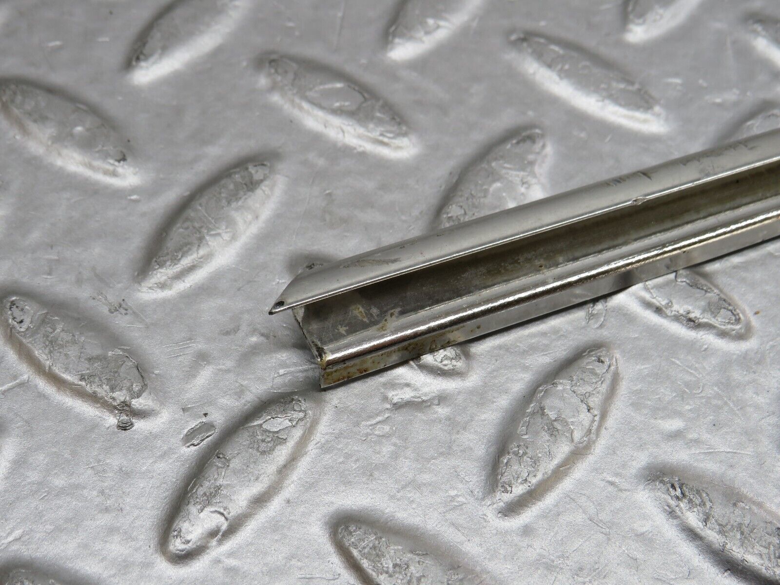 35866 Mercedes-Benz W108 Rear Right Door Window Chrome Trim