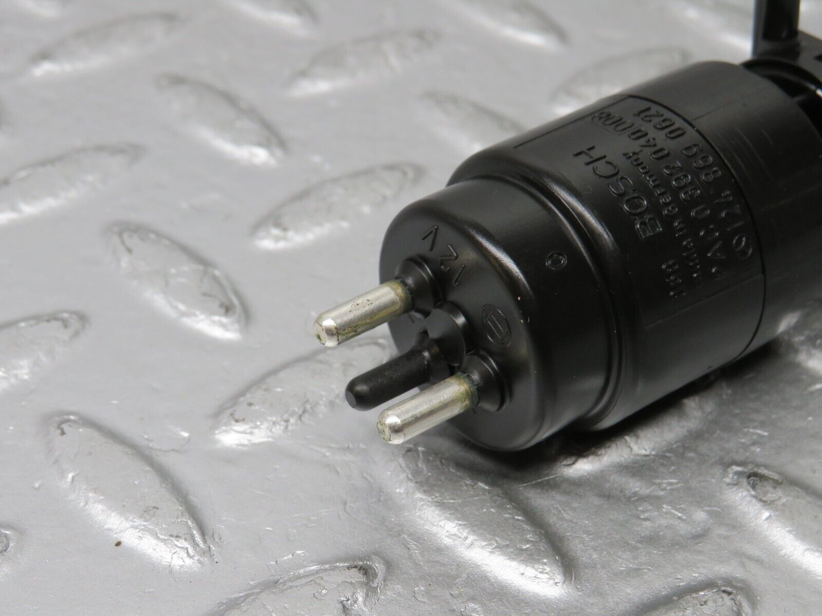 38393 Mercedes-Benz R129 280SL Coupe Windscreen Washer Pump Bosch 1248690621 0392040008