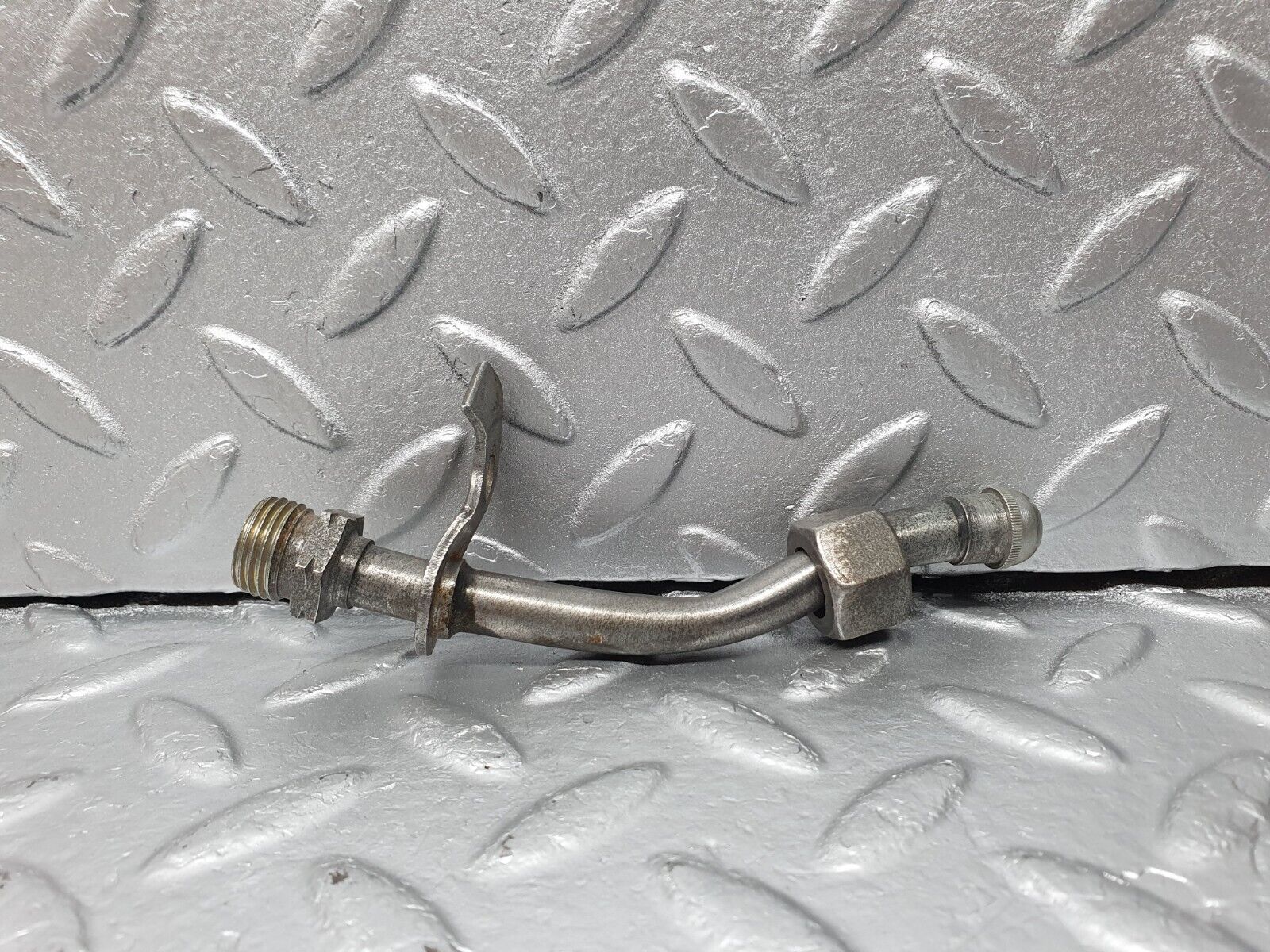 41358 Mercedes-Benz W116 350SE Intake Manifold Brake Servo Pipe