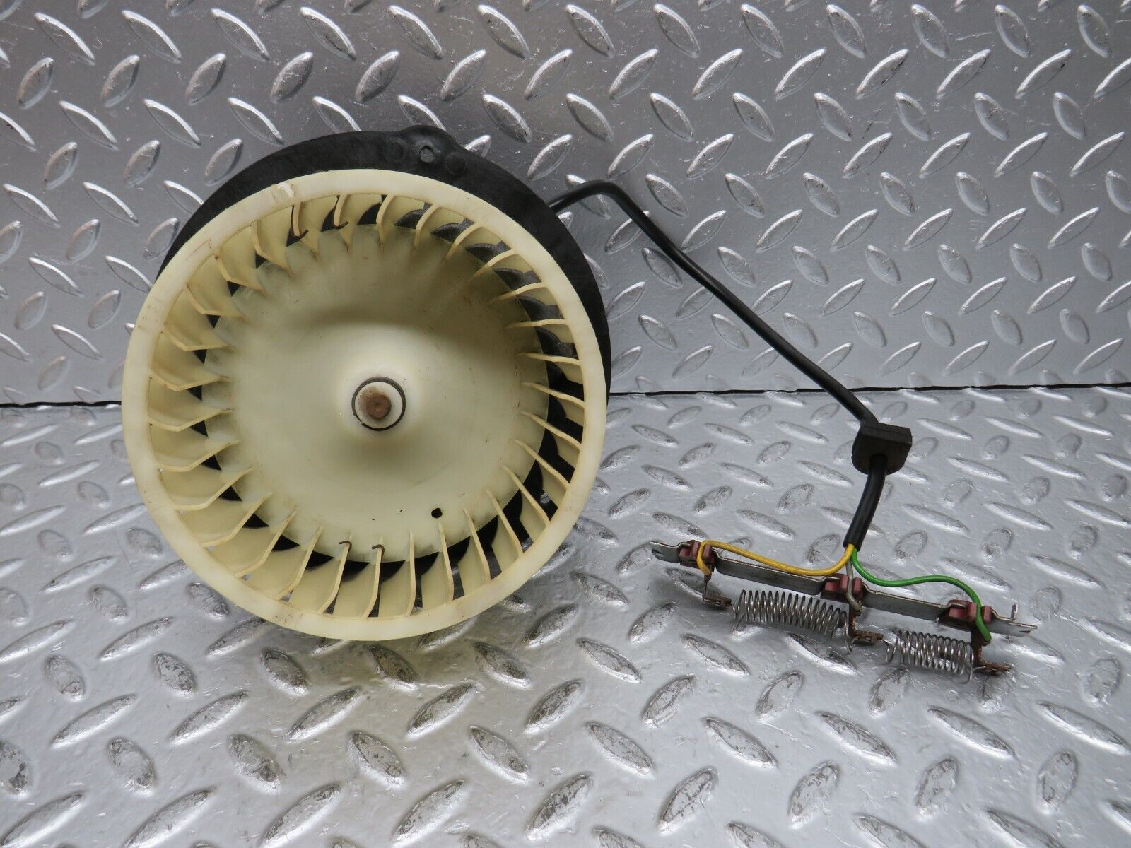 29801 Mercedes-Benz W123 230E Heater Blower Motor