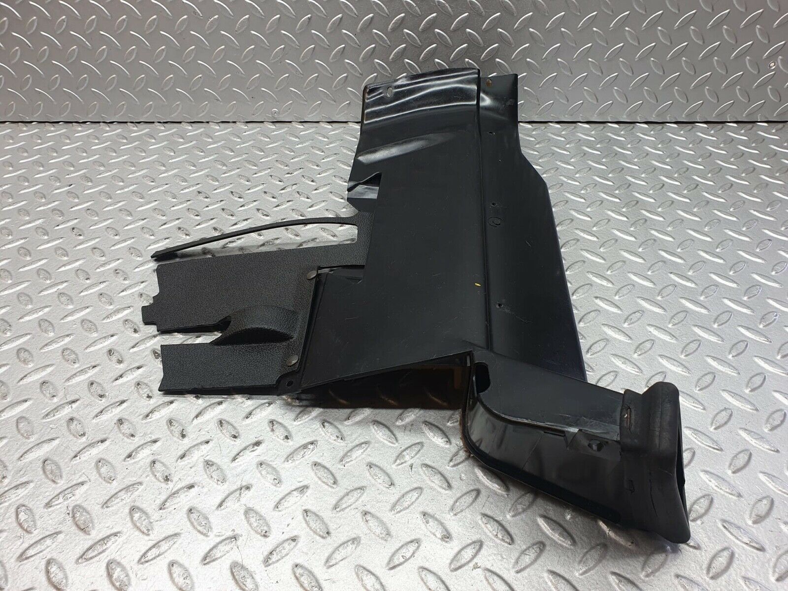 0163 Mercedes-Benz W116 350SE Dashboard Air Duct Right Driver Side O/S