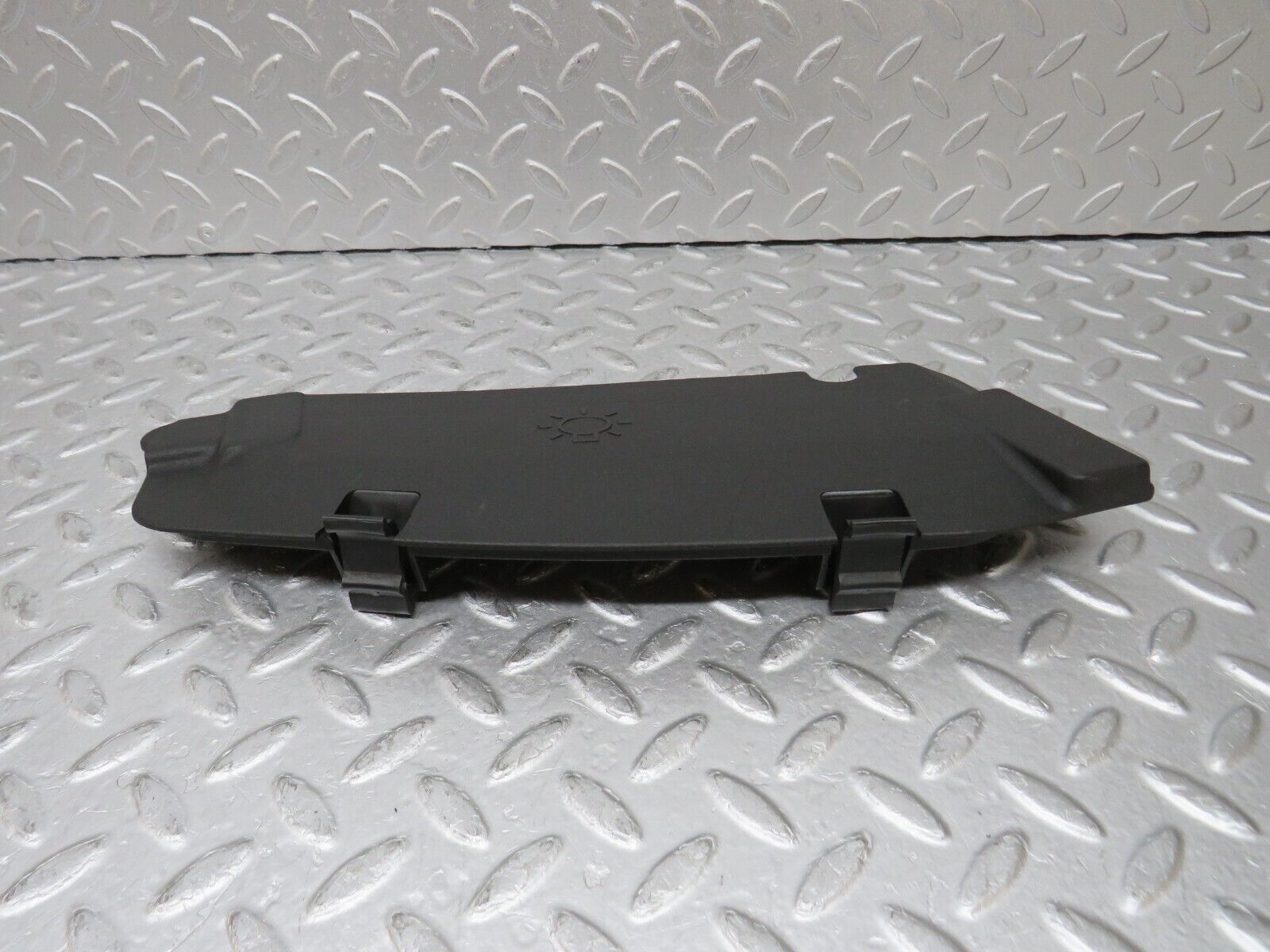 35311 Mercedes-Benz W140 Right Headlight Cover Cap 1406280845