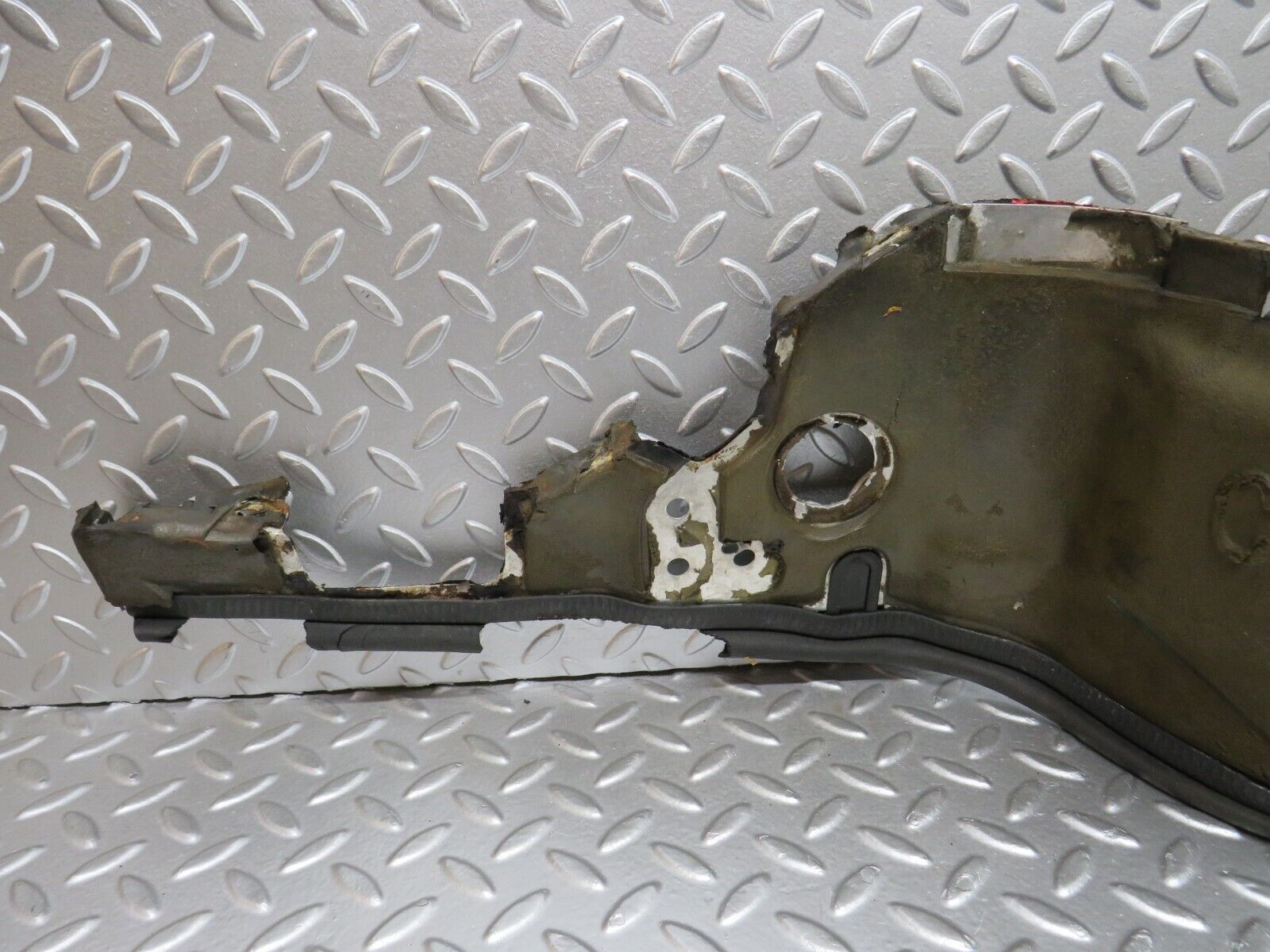 34387 Mercedes-Benz C126 380SEC Coupe Firewall