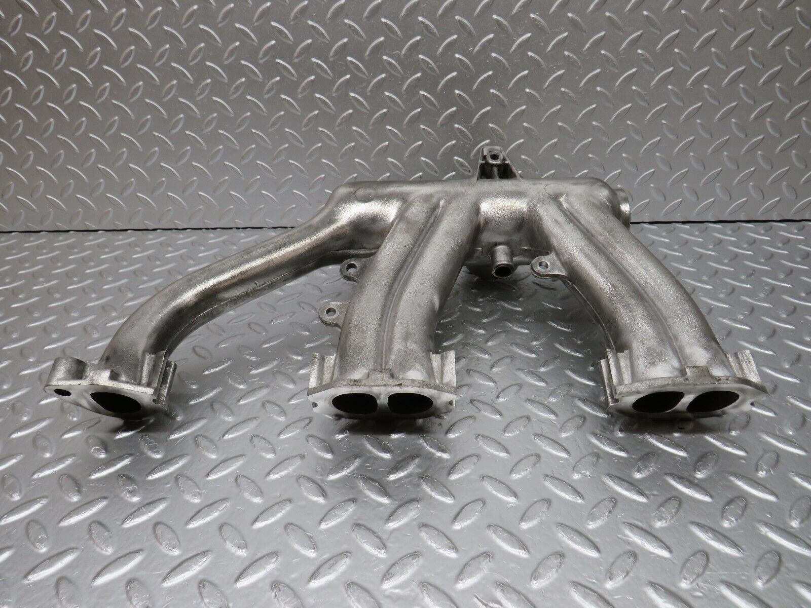 32921 Mercedes-Benz W123 300D Intake Manifold 6171410701