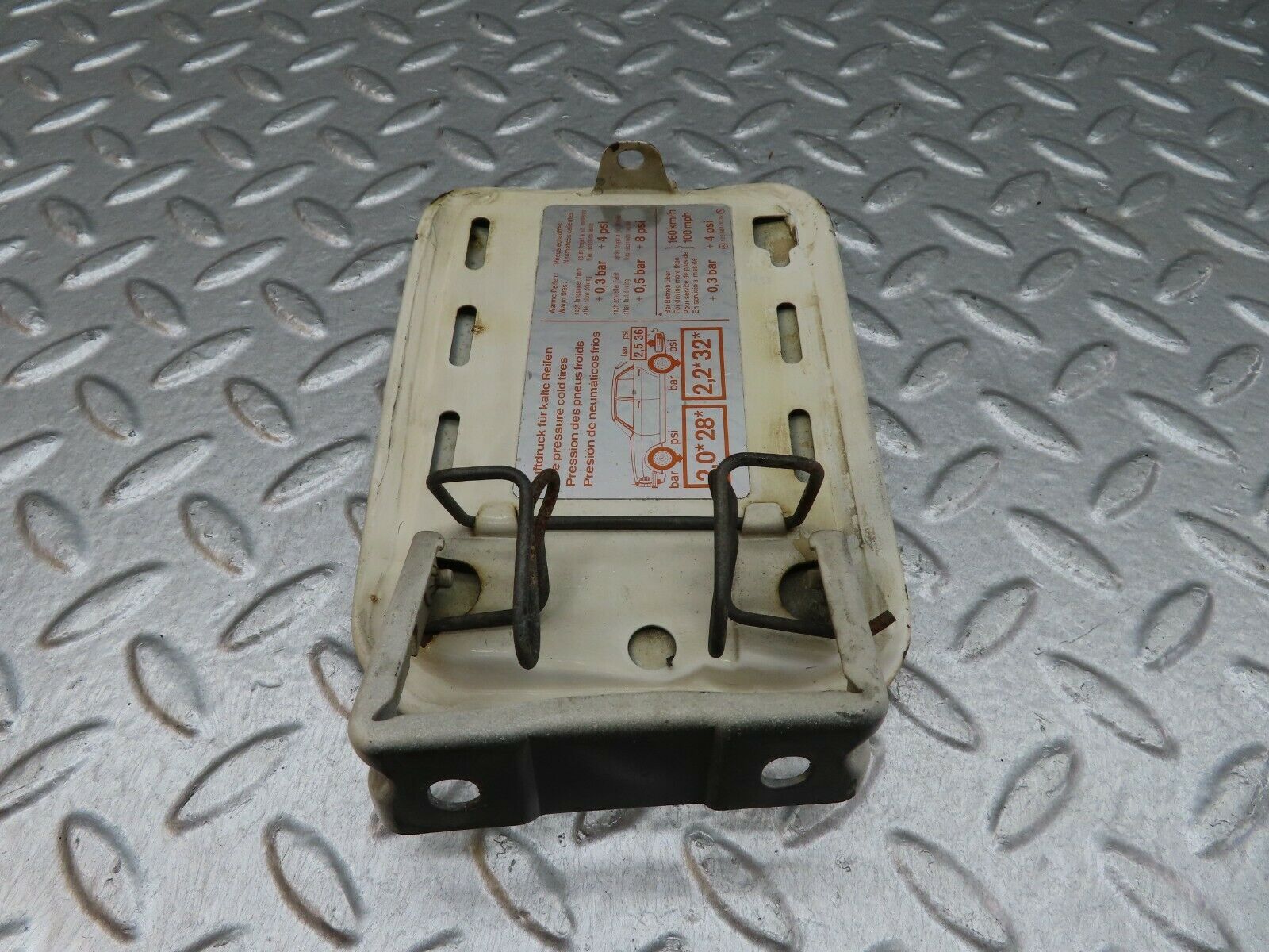 18052 Mercedes-Benz W123 200 Fuel Tank Flap Cap 1235840039