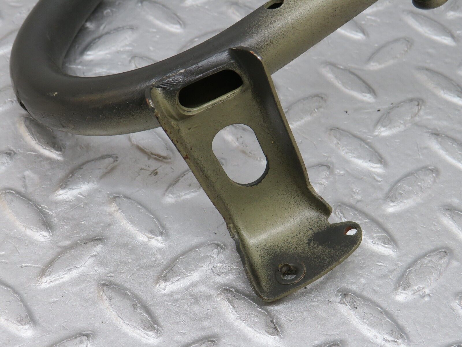 36540 Mercedes-Benz W201 190E 2.0L Boot Lid Trunk Hinge Left Side