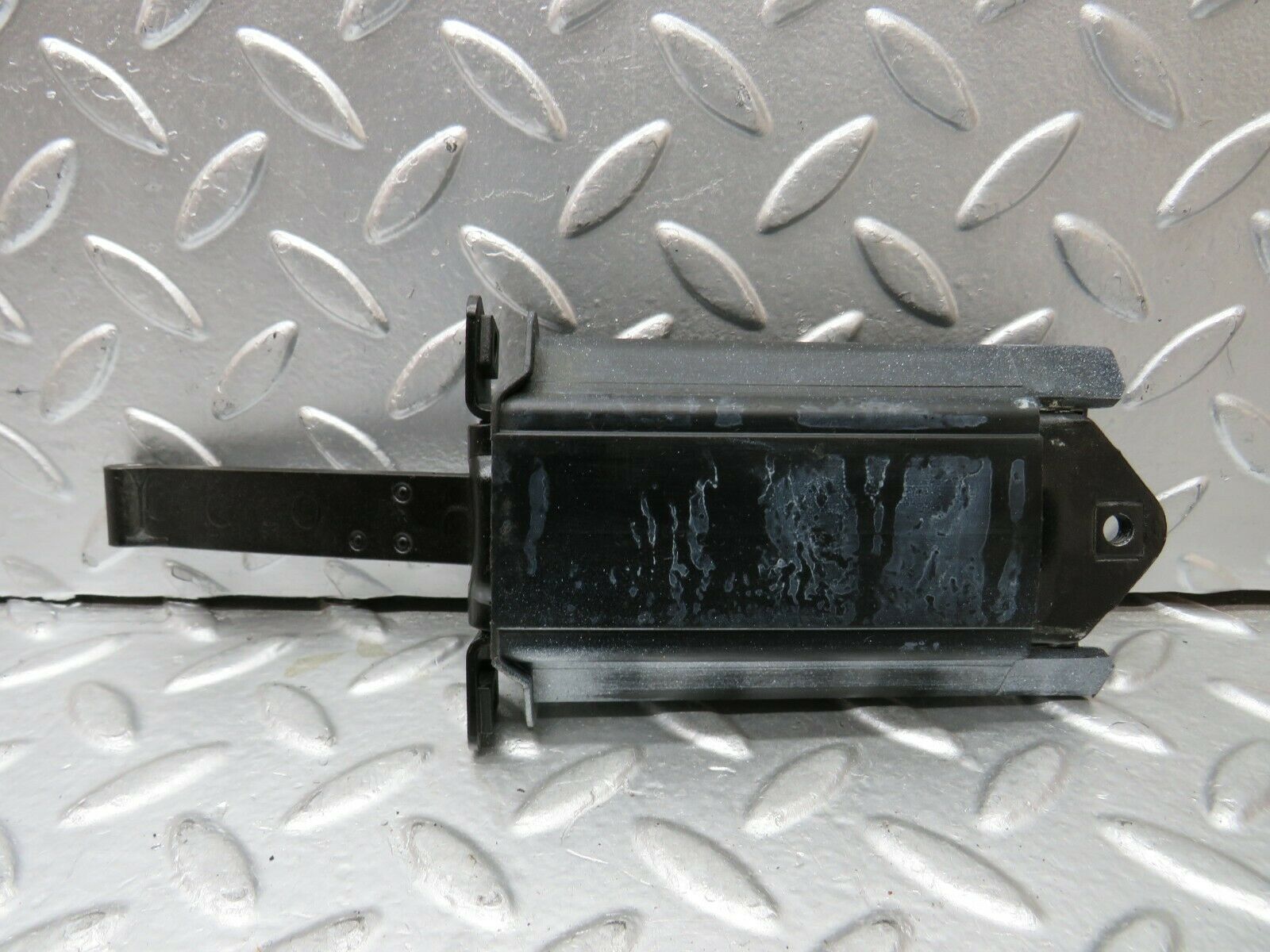 24190 Mercedes-Benz S124 220TE Wagon Door Safety Check Strap