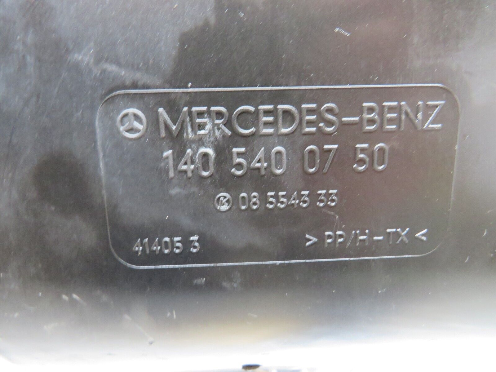 24722 Mercedes-Benz W140 S320 Fuse Box 1405400750