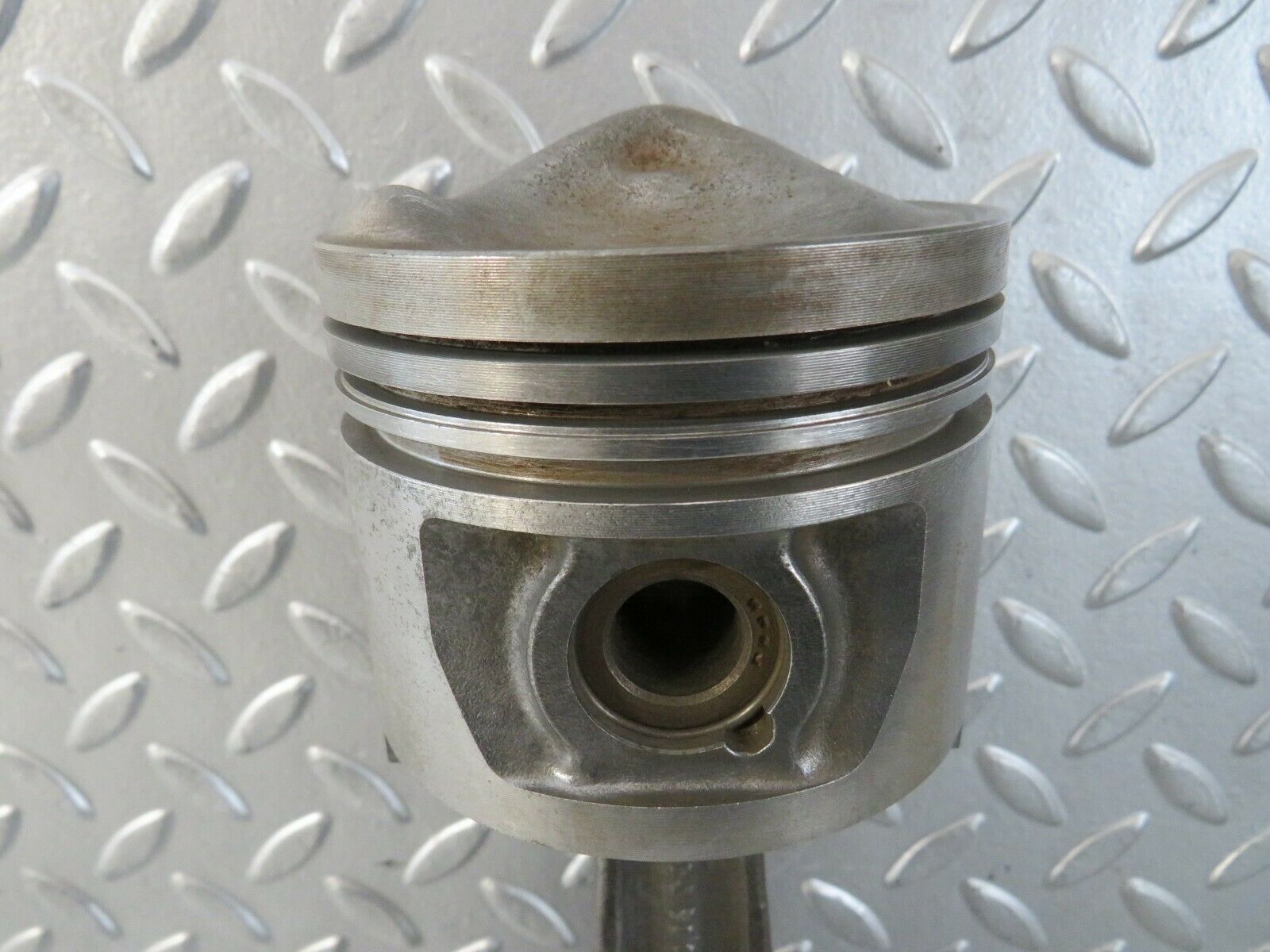 23578 Mercedes-Benz W114 280E Piston With Connecting Rod 86.00 mm