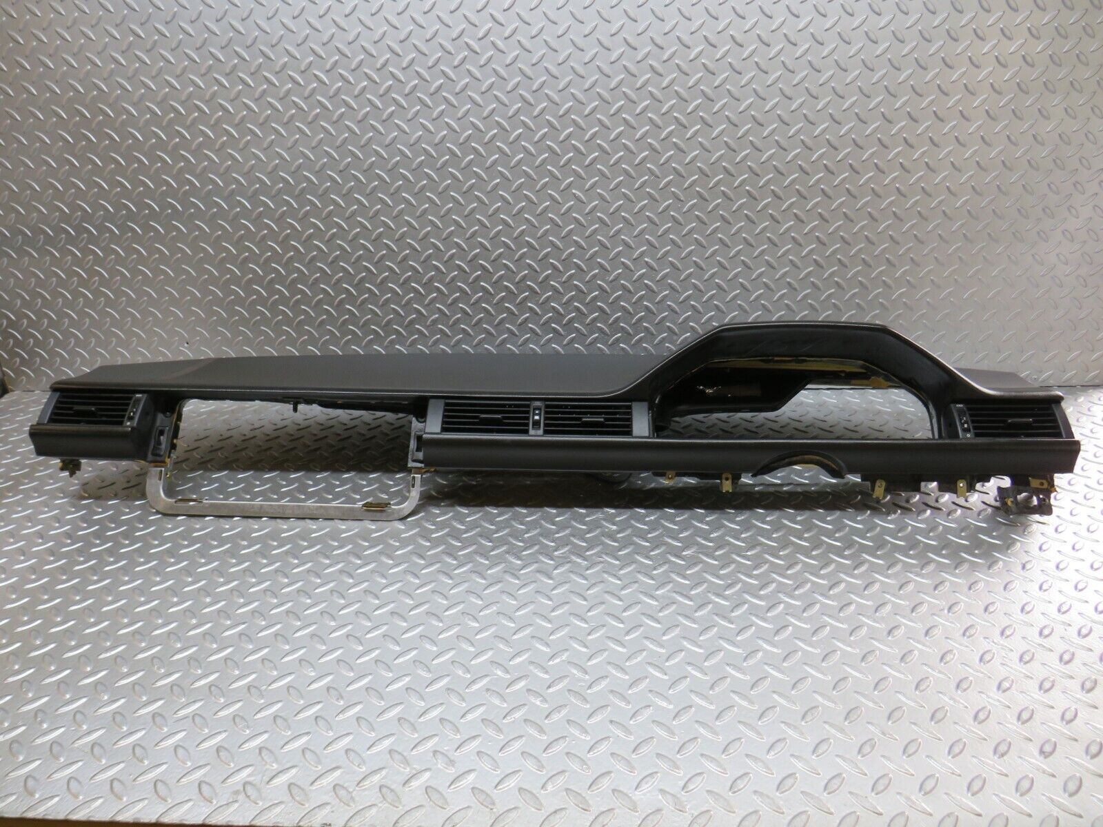 34032 Mercedes-Benz W124 260E Dashboard Brown