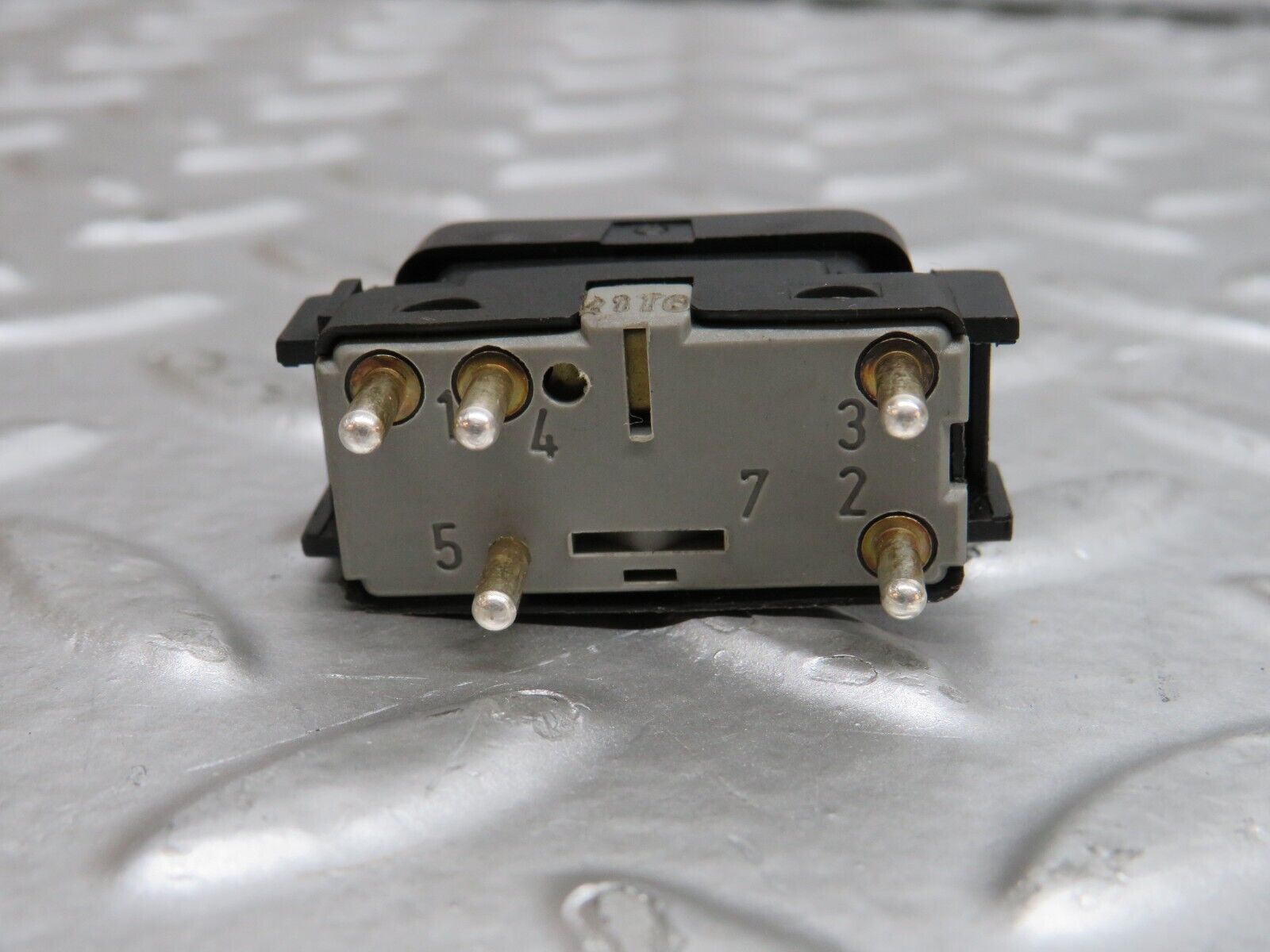 29187 Mercedes-Benz C124 320CE Coupe Left Electric Window Switch 1248208910