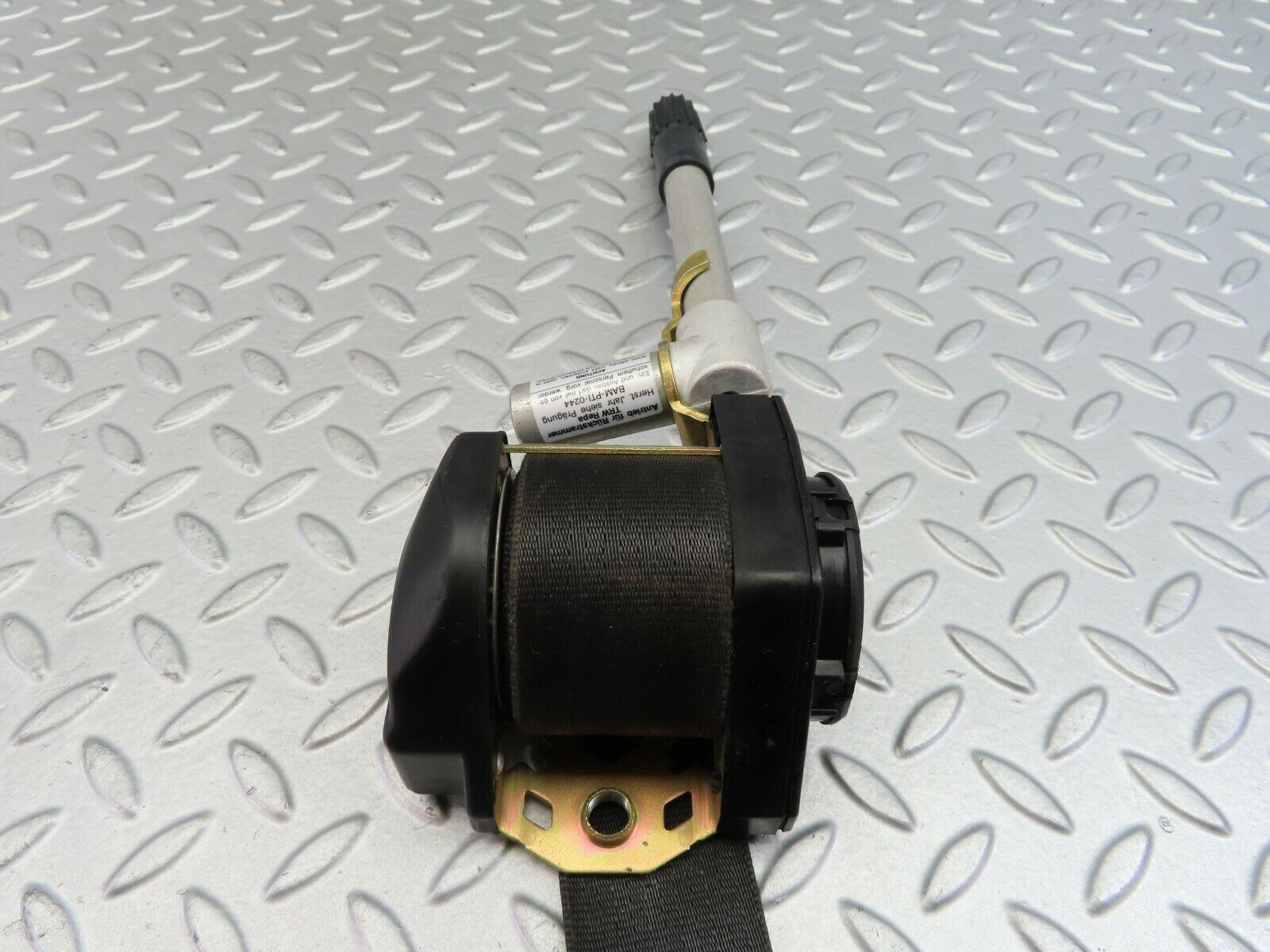 7732 Mercedes-Benz S123 230TE Wagon Front Right Seat Belt 1238606886